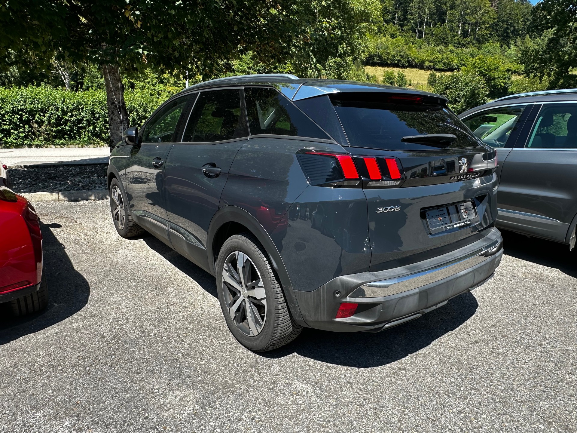 PEUGEOT 3008 1.6 THP Allure EAT-image-2