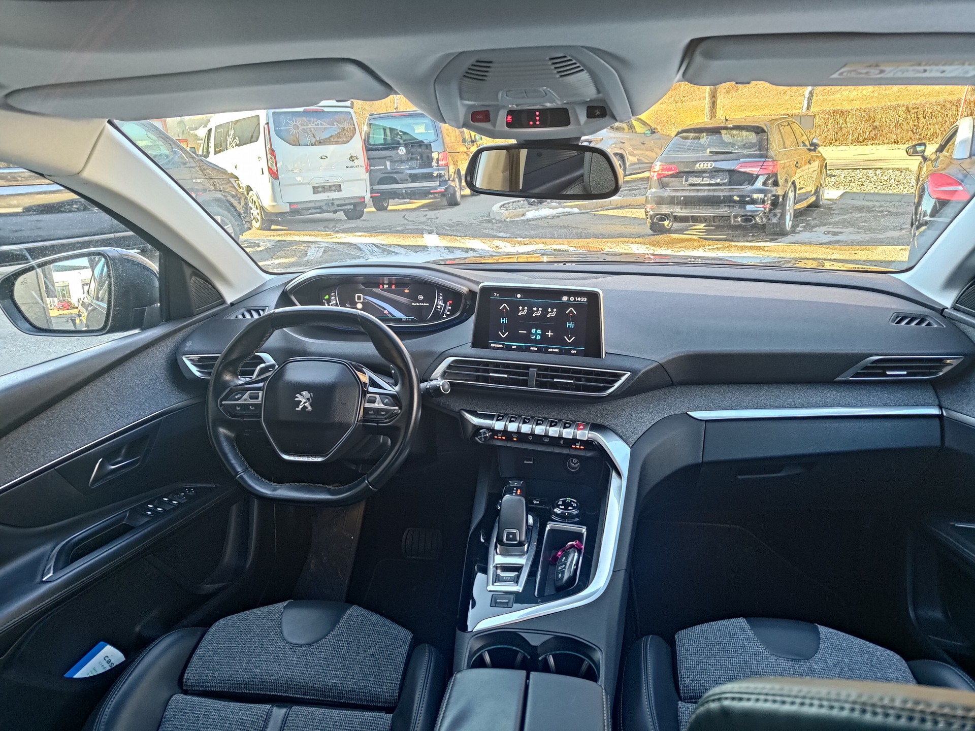 PEUGEOT 3008 1.6 THP Allure EAT-image-4