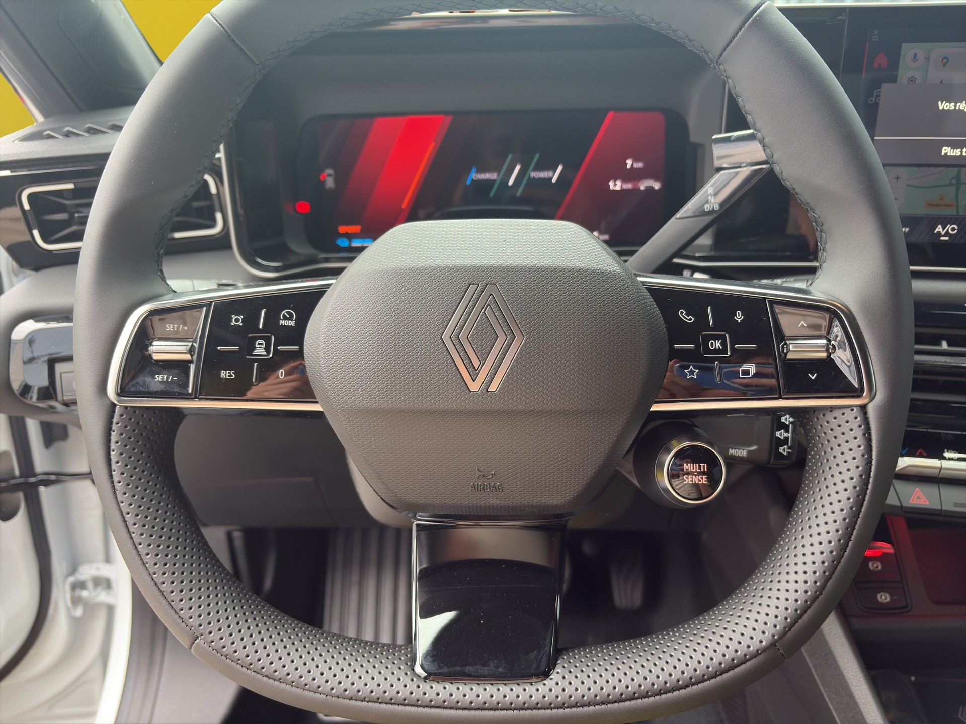 RENAULT R5 E-Tech Comfort Range 52 kWh Iconic Five-image-10
