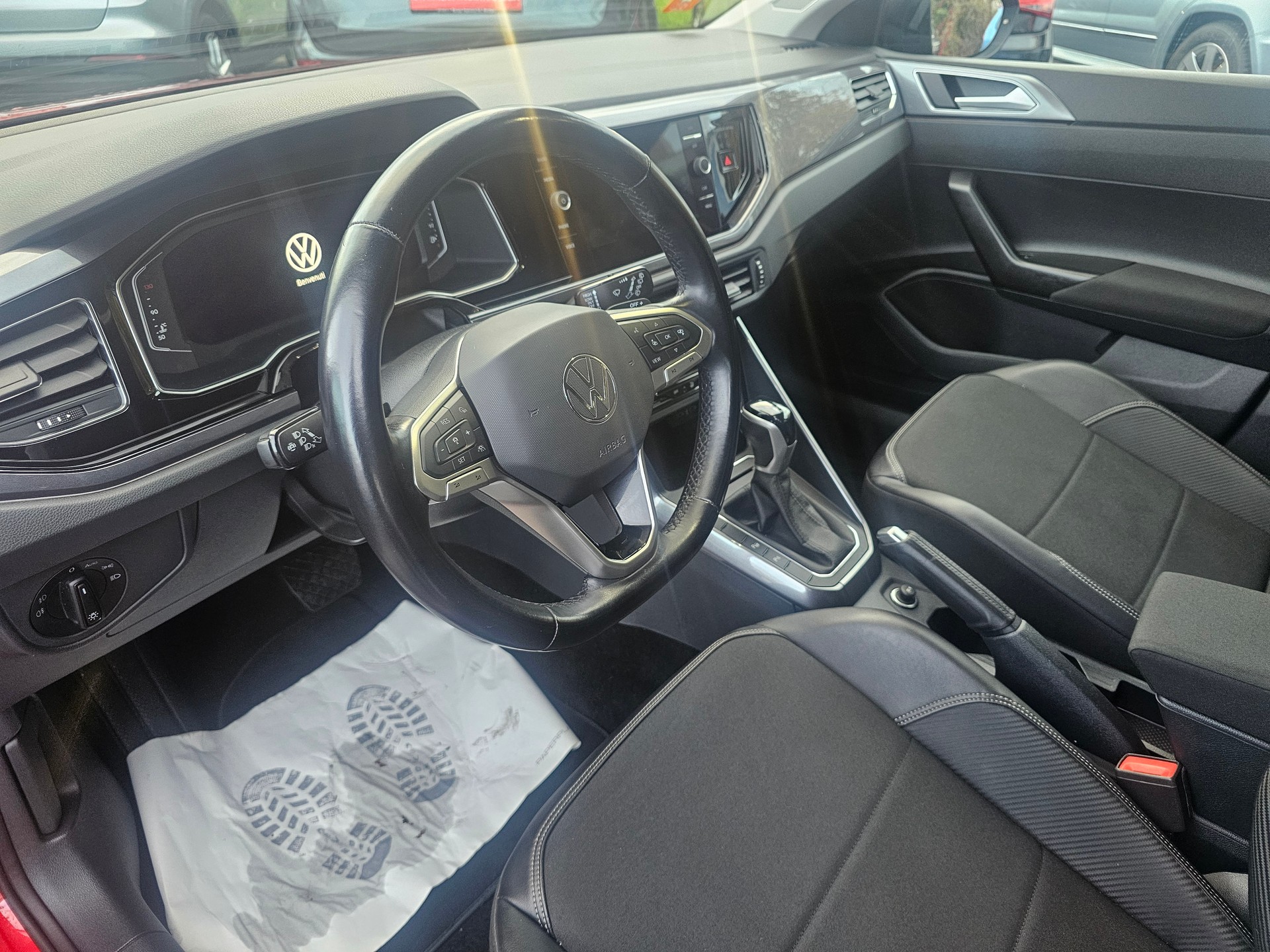 VW Taigo 1.0 TSI Style DSG-image-4