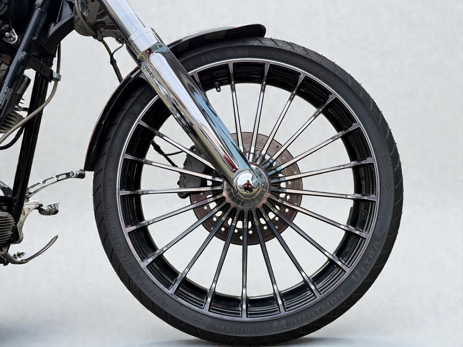 HARLEY-DAVIDSON FXSBSE Softail Breakout ABS CVO-image-5