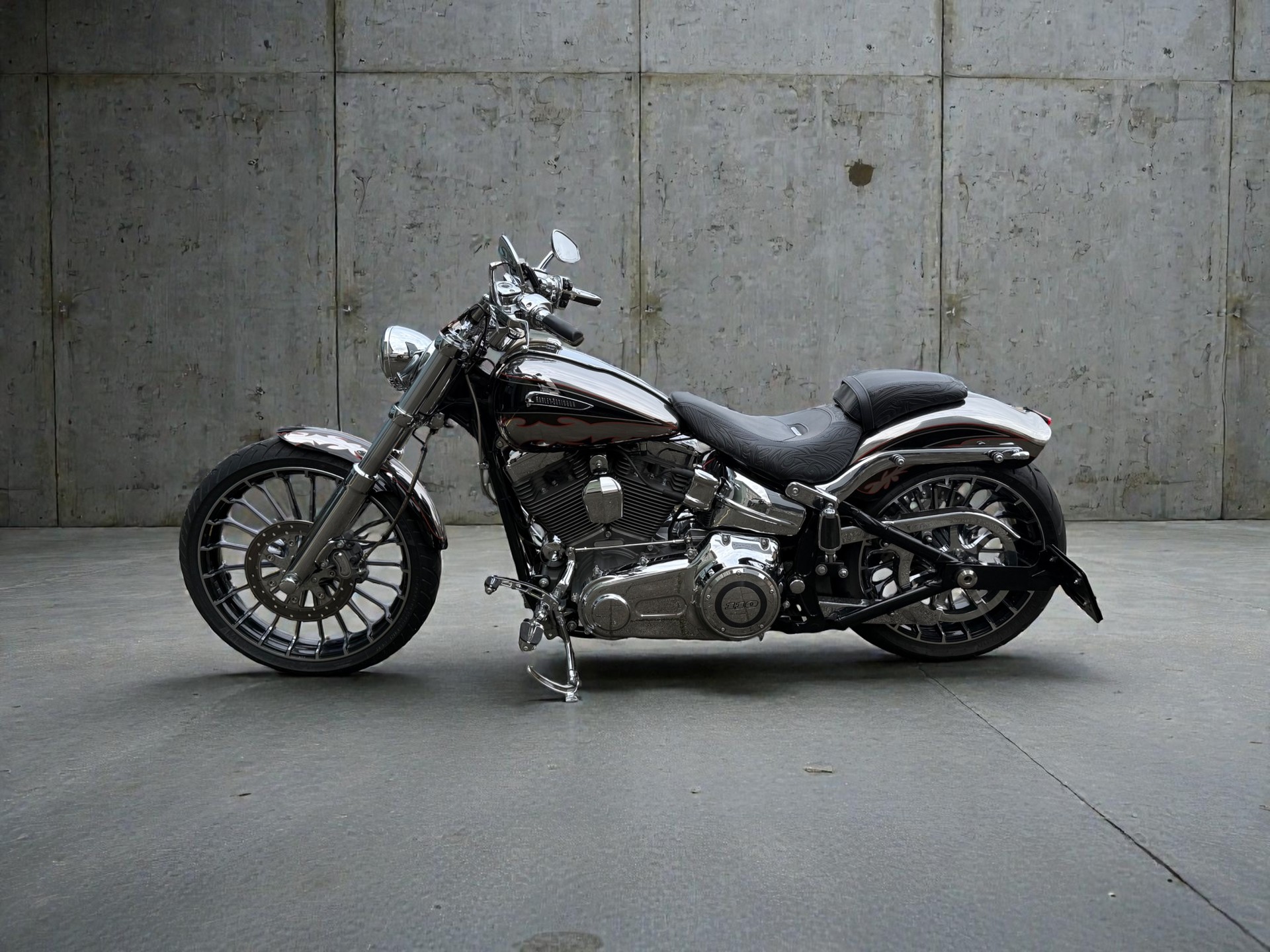 HARLEY-DAVIDSON FXSBSE Softail Breakout ABS CVO-image-9