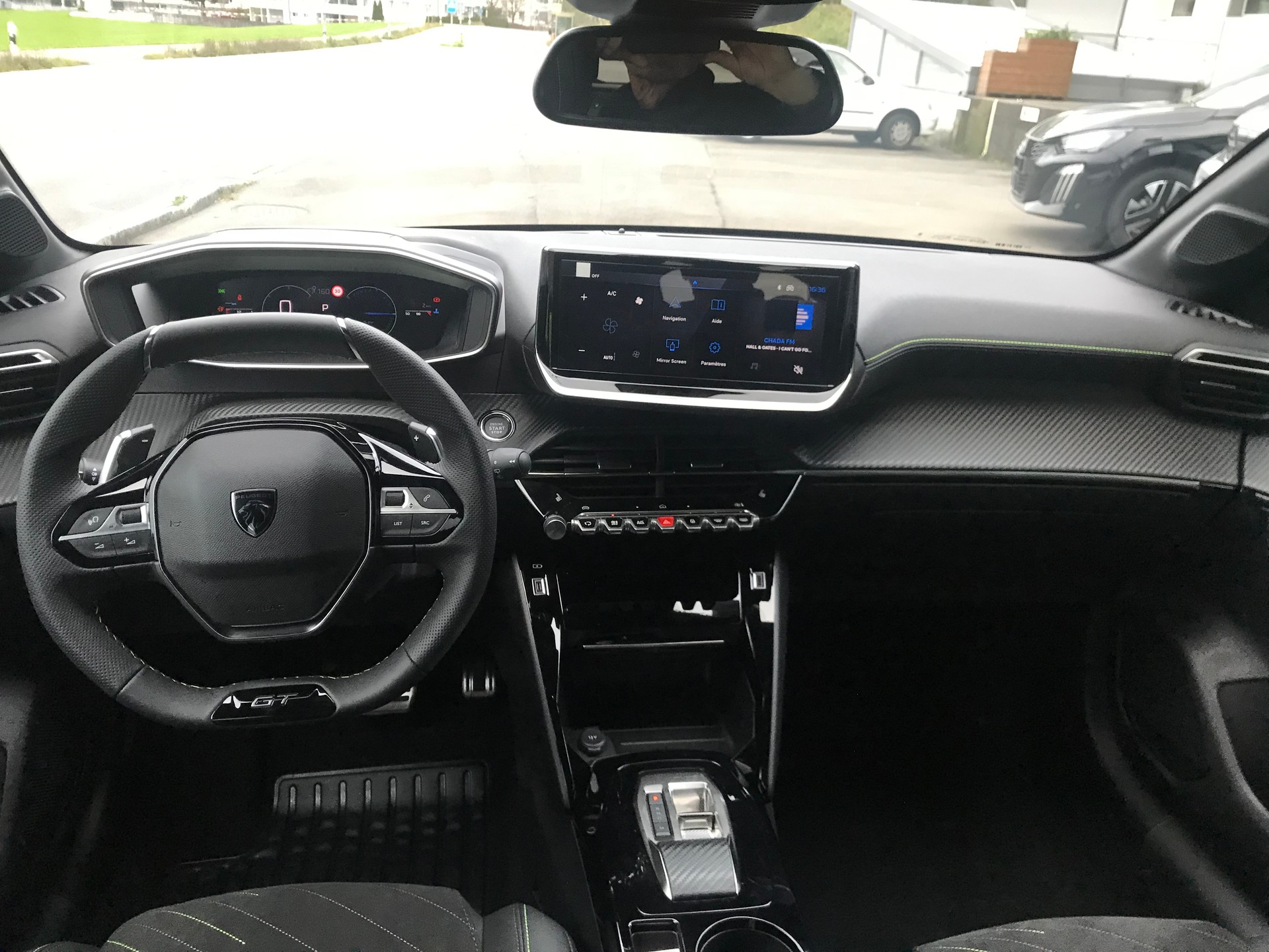 PEUGEOT 208 1.2 MHEV 110 GT-image-7