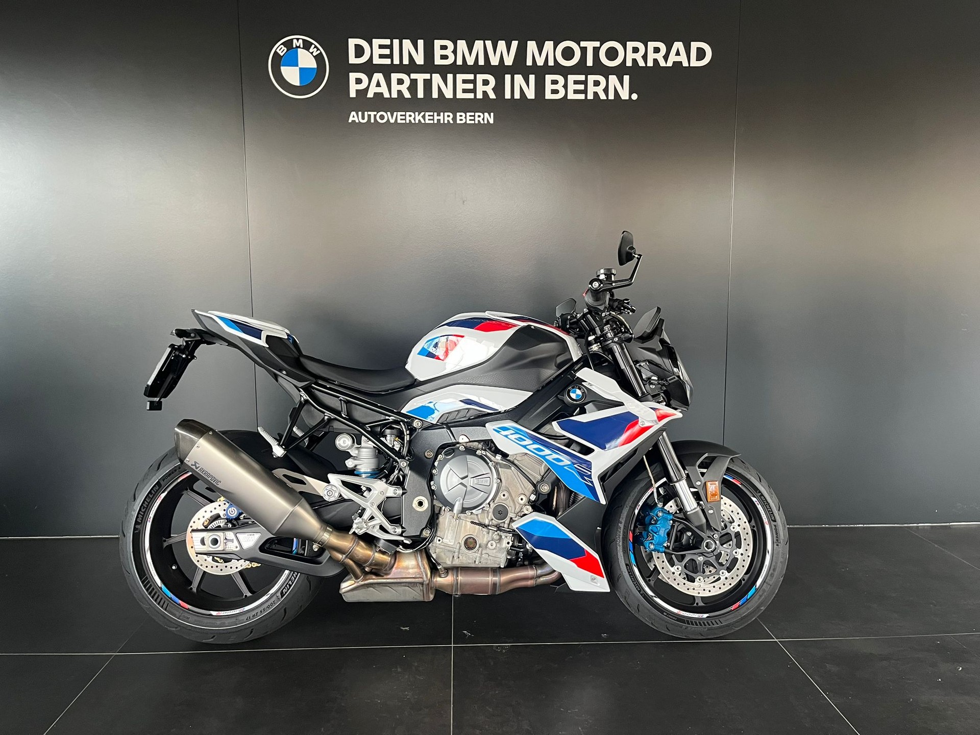 BMW M 1000 R-image-3