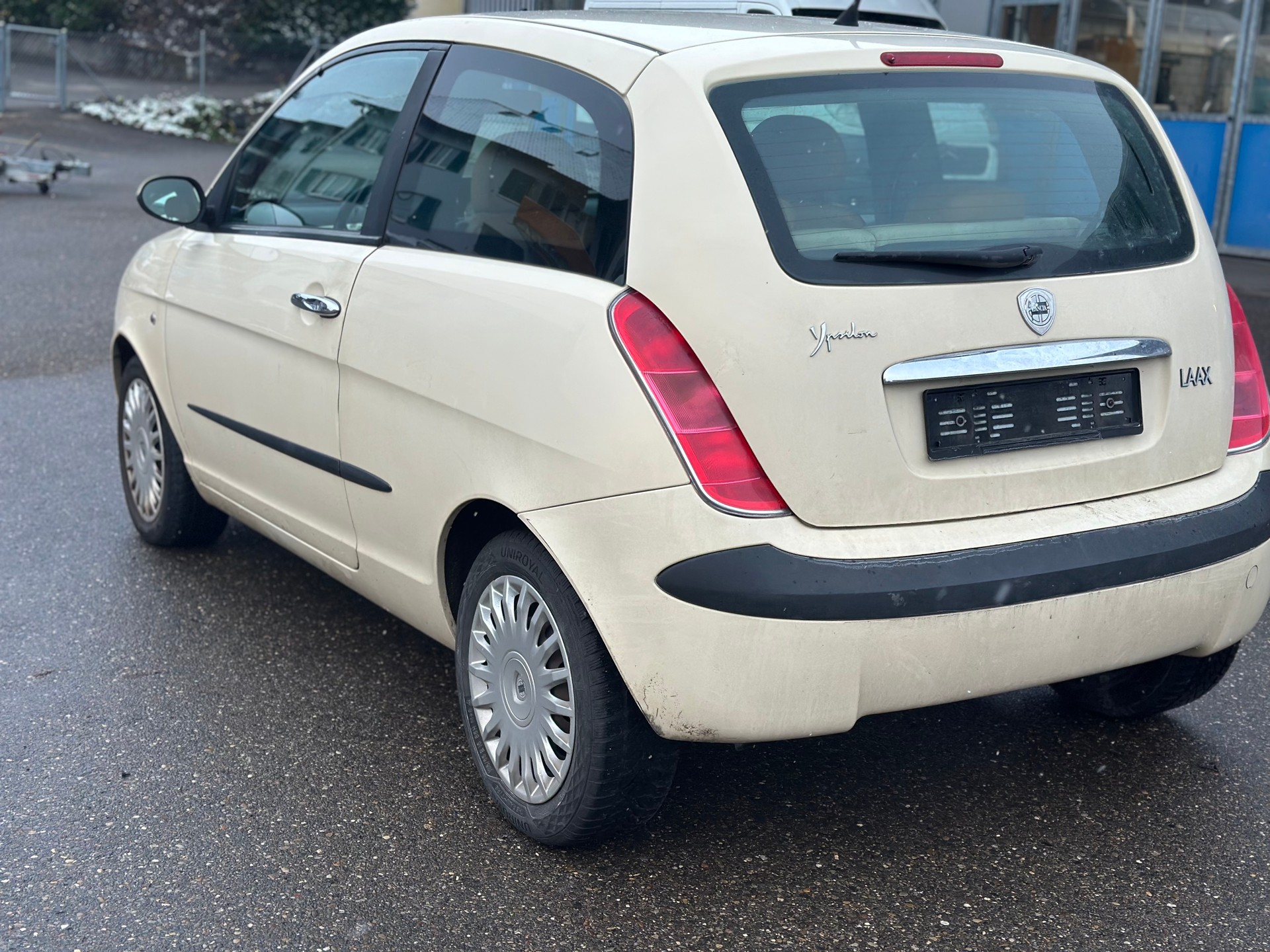 LANCIA Ypsilon 1.2 16V Argento-image-7