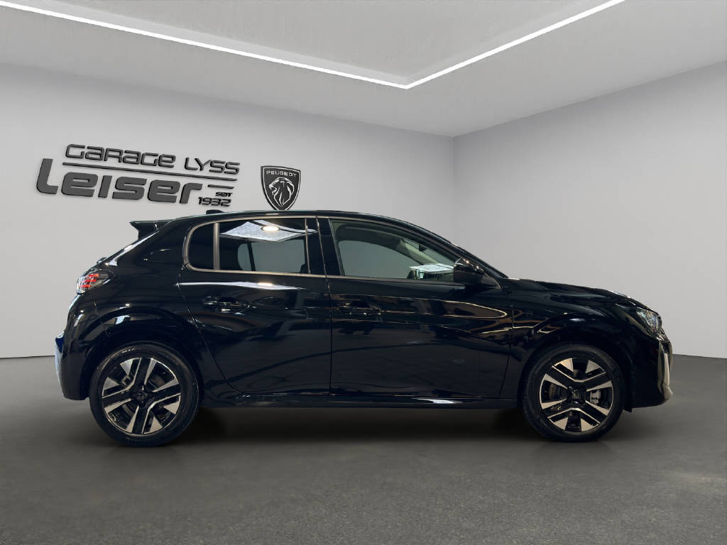PEUGEOT 208 1.2 Hybrid Allure Premium-image-5