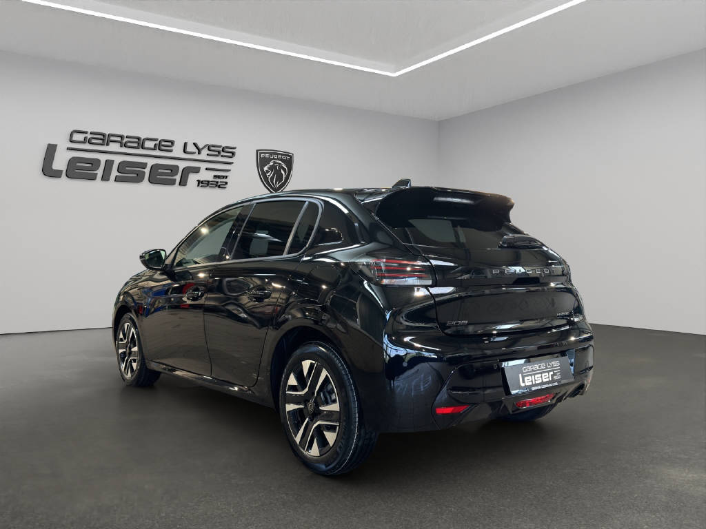 PEUGEOT 208 1.2 Hybrid Allure Premium-image-6