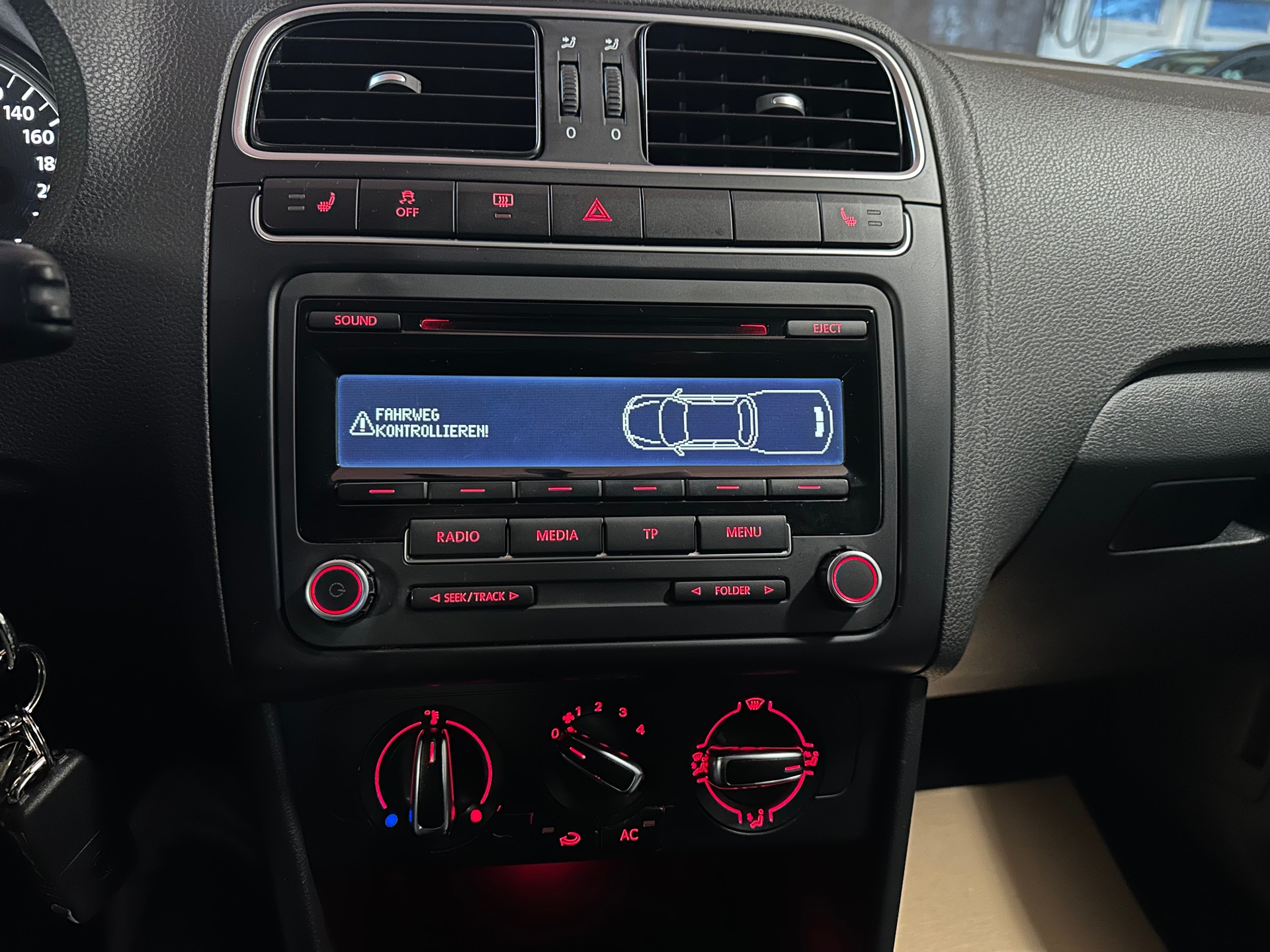 VW Polo 1.4 16V Comfortline-image-10