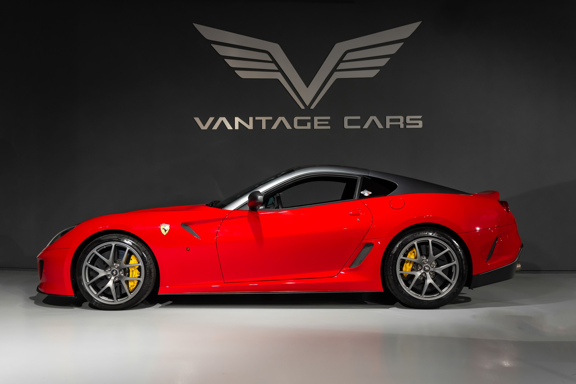 FERRARI 599 GTO-showroom-element-1