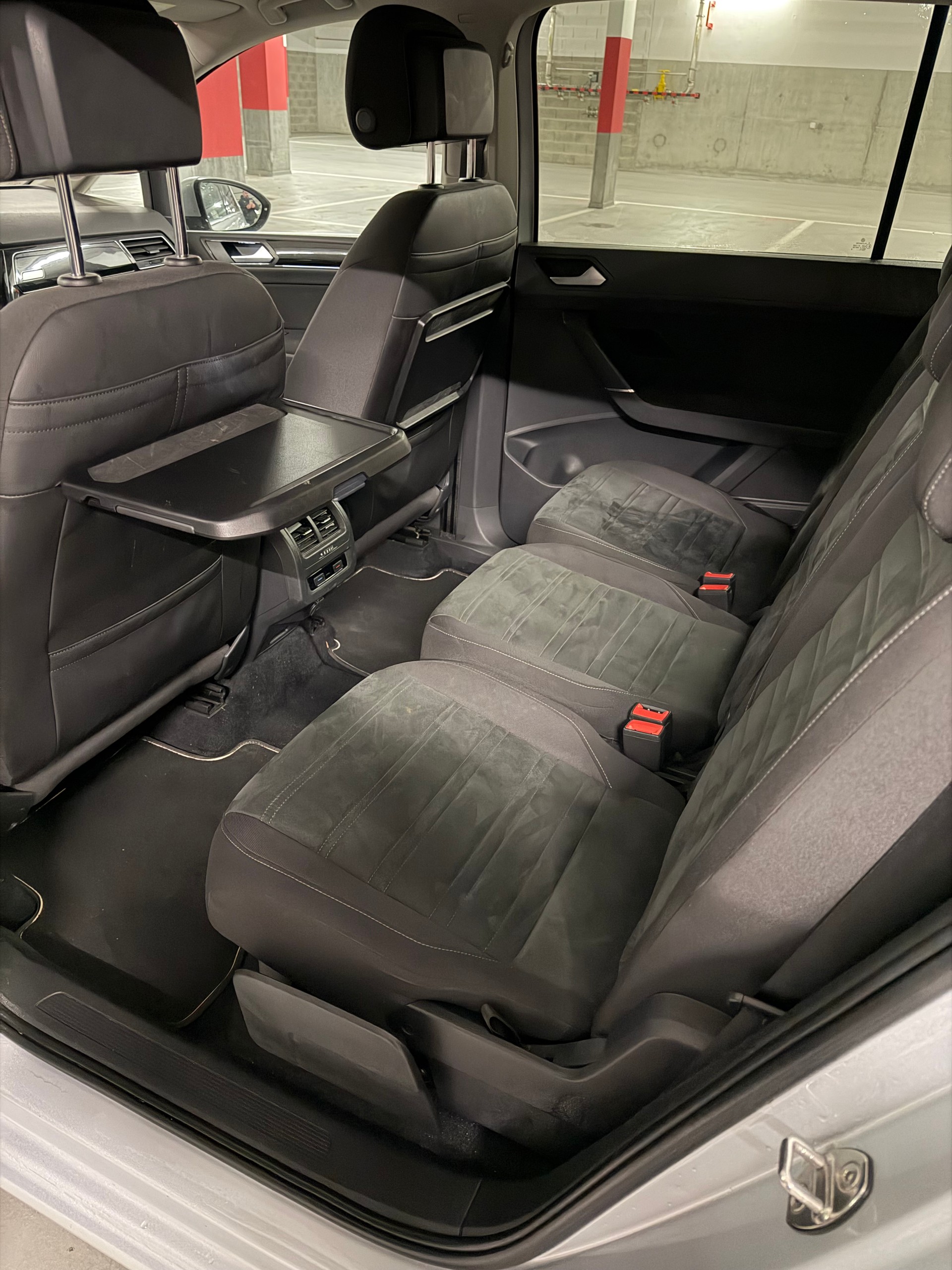 VW Touran 1.6?TDI 7 place-image-12