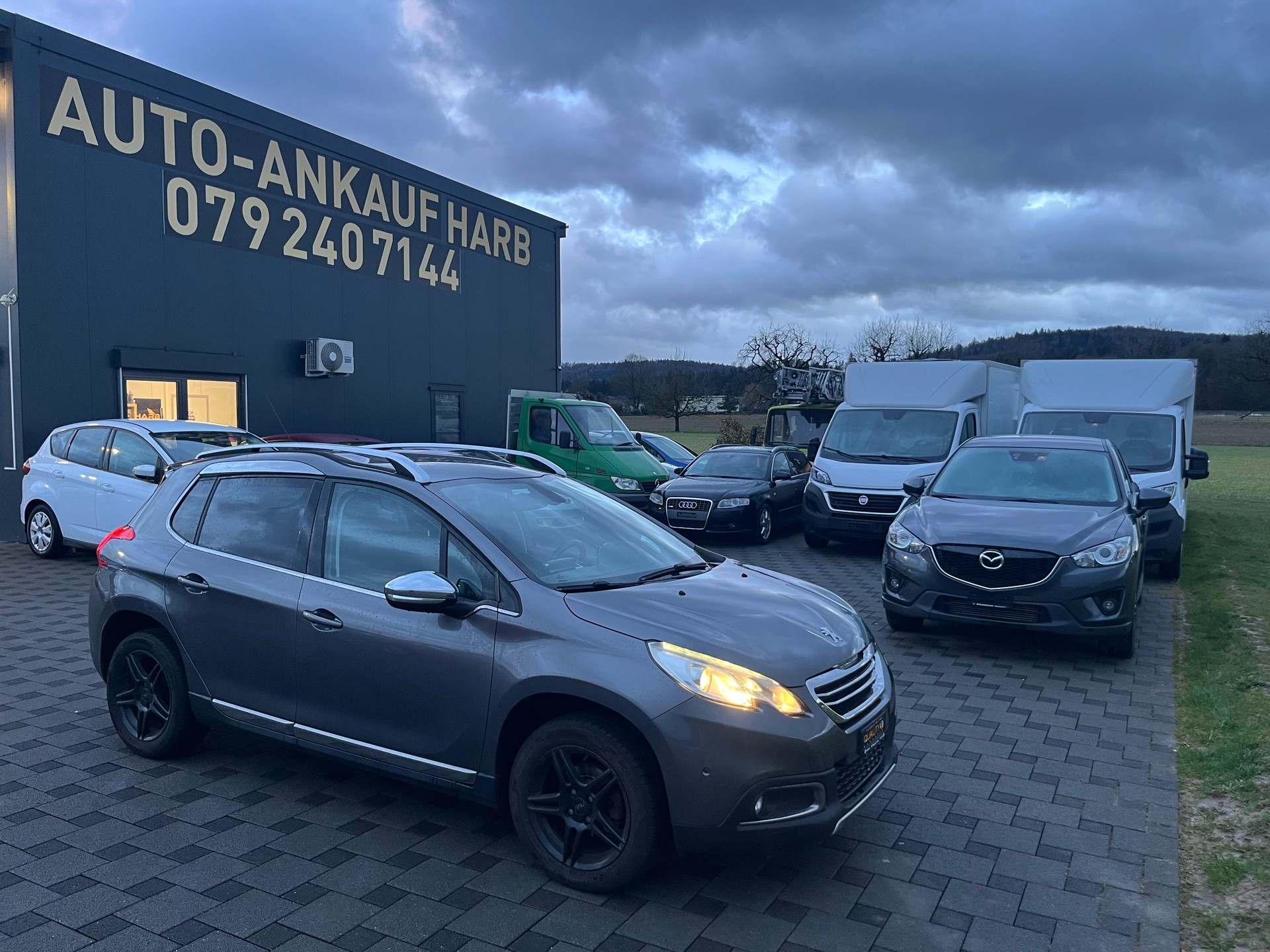 PEUGEOT 2008 1.6 e-HDi Allure EGS6