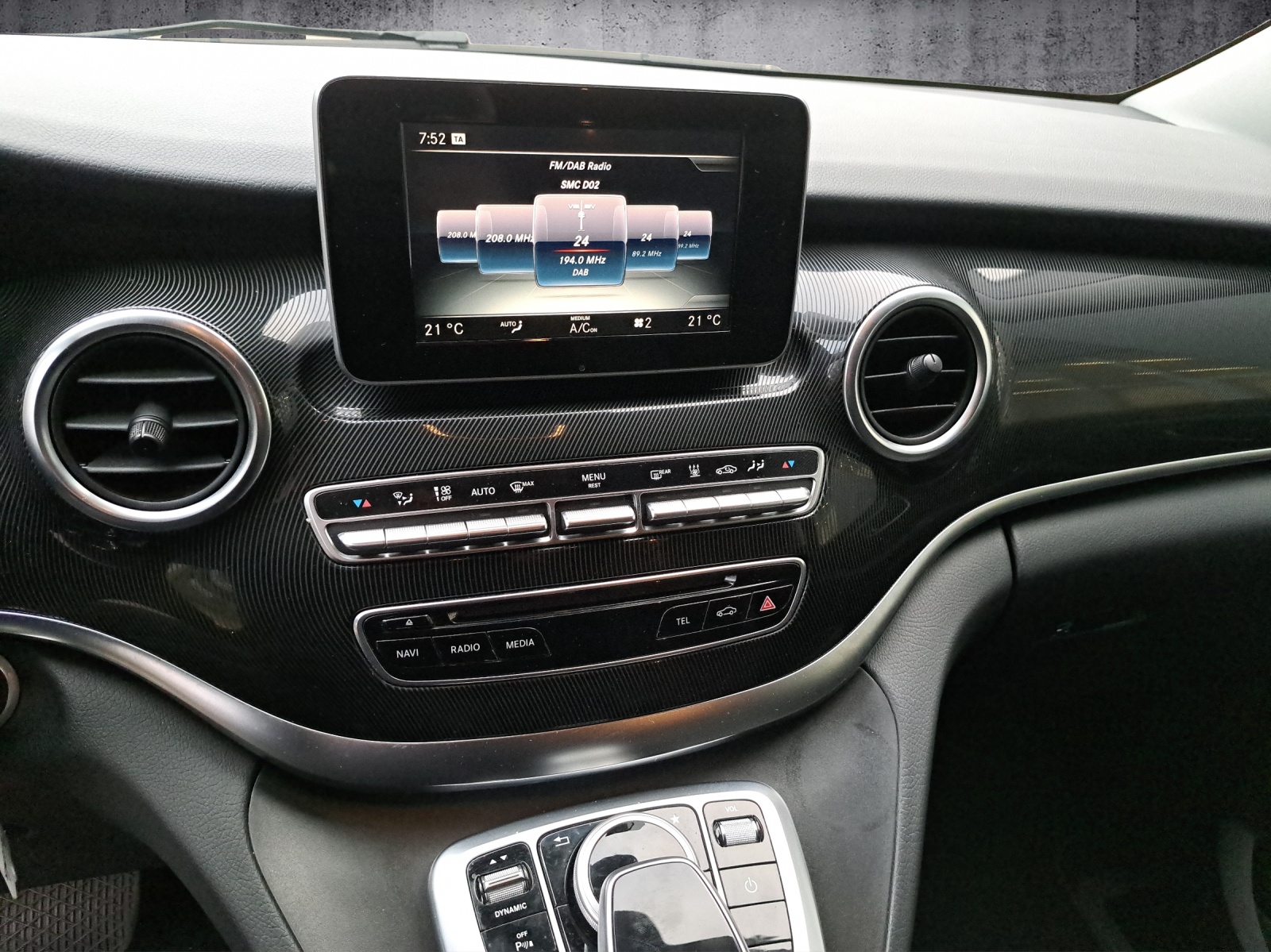 MERCEDES-BENZ V-Klasse V447 Van V 220 d kurz-image-11