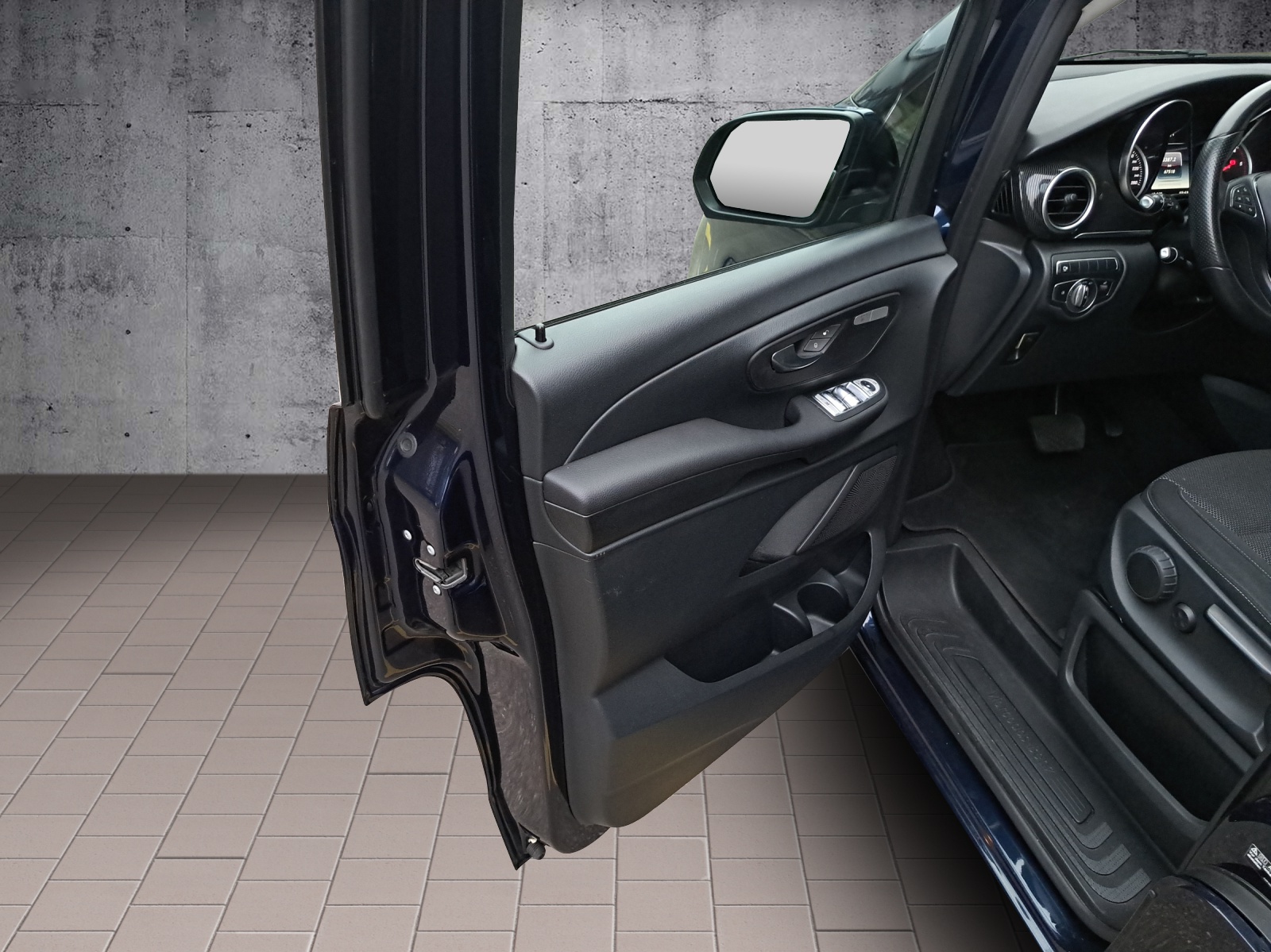 MERCEDES-BENZ V-Klasse V447 Van V 220 d kurz-image-12