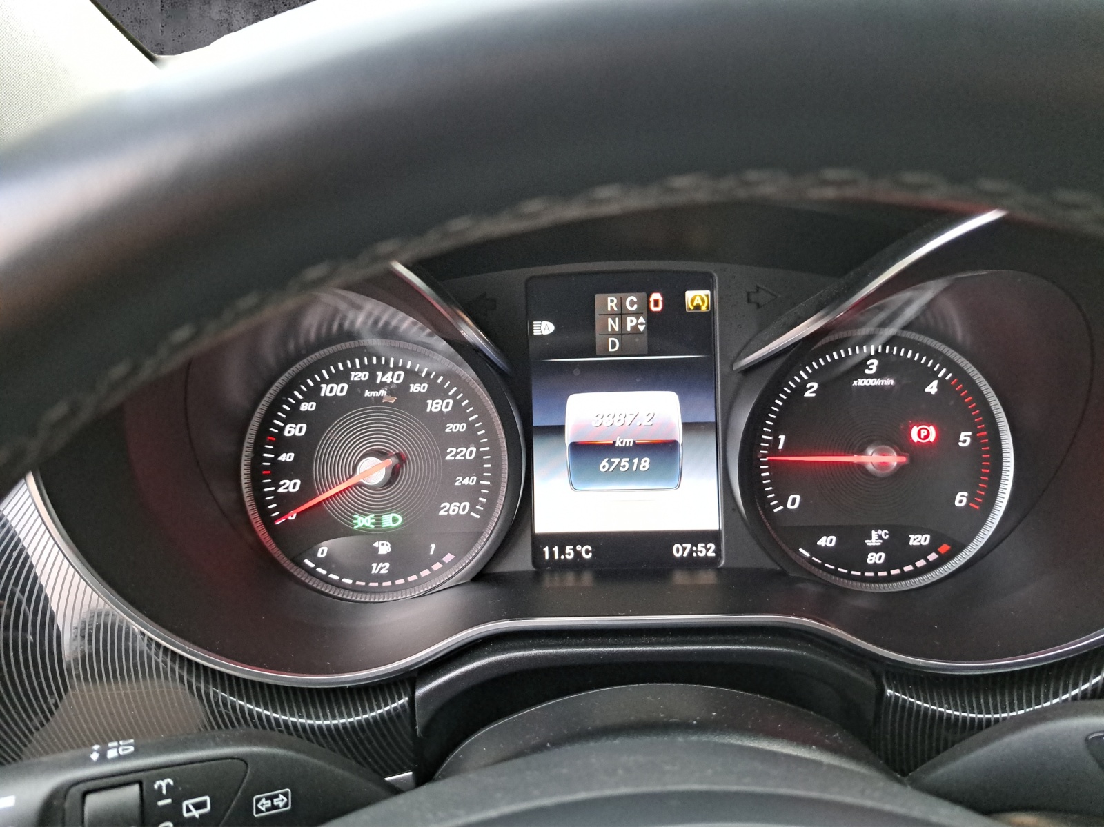 MERCEDES-BENZ V-Klasse V447 Van V 220 d kurz-image-9