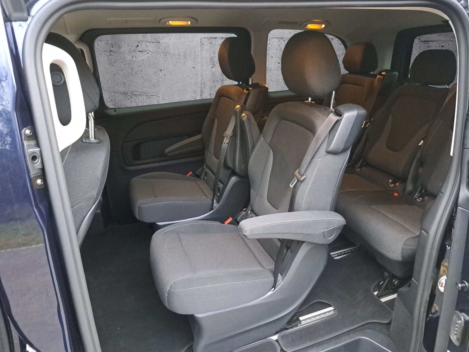 MERCEDES-BENZ V-Klasse V447 Van V 220 d kurz-image-13
