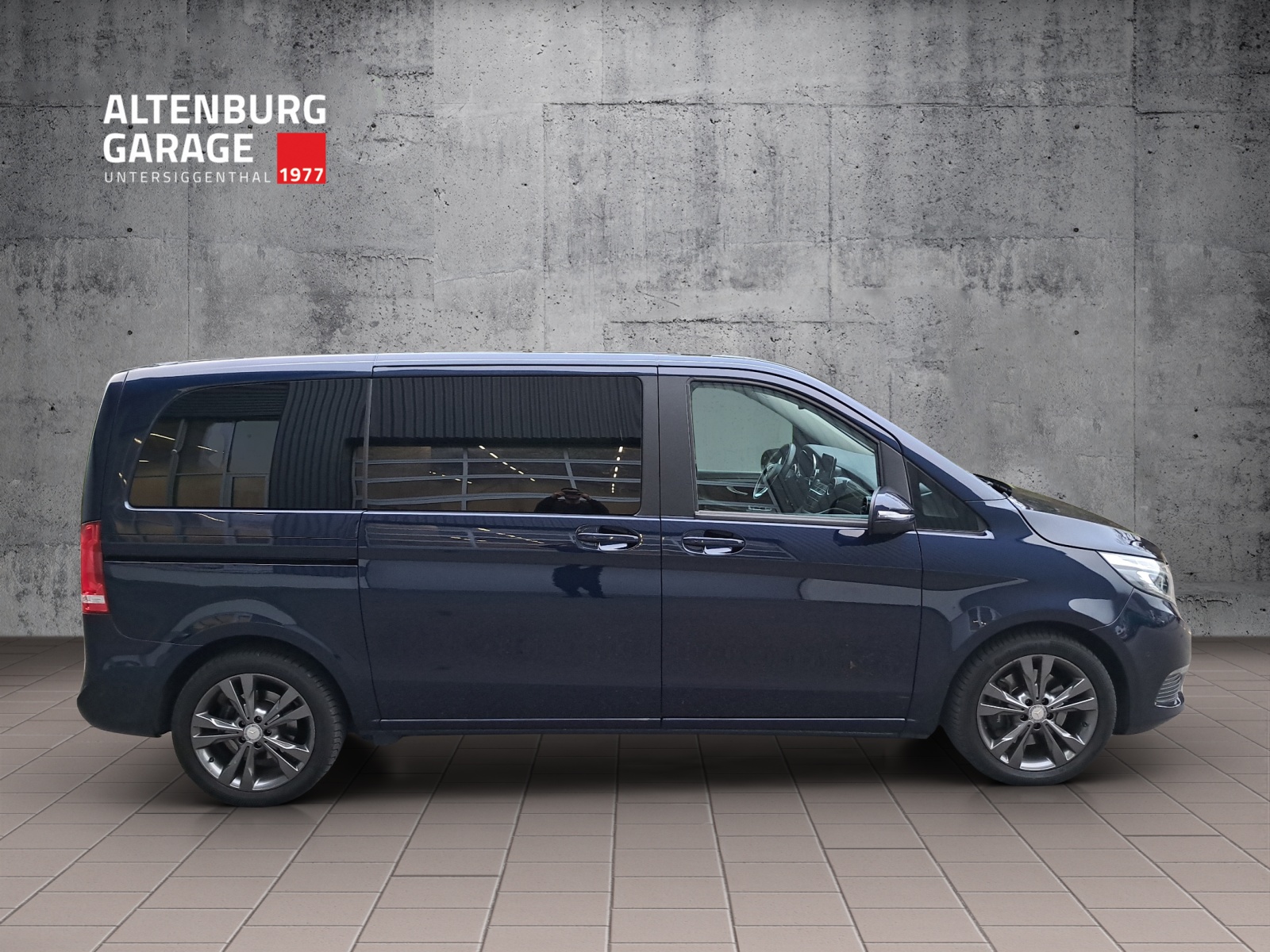 MERCEDES-BENZ V-Klasse V447 Van V 220 d kurz-image-5