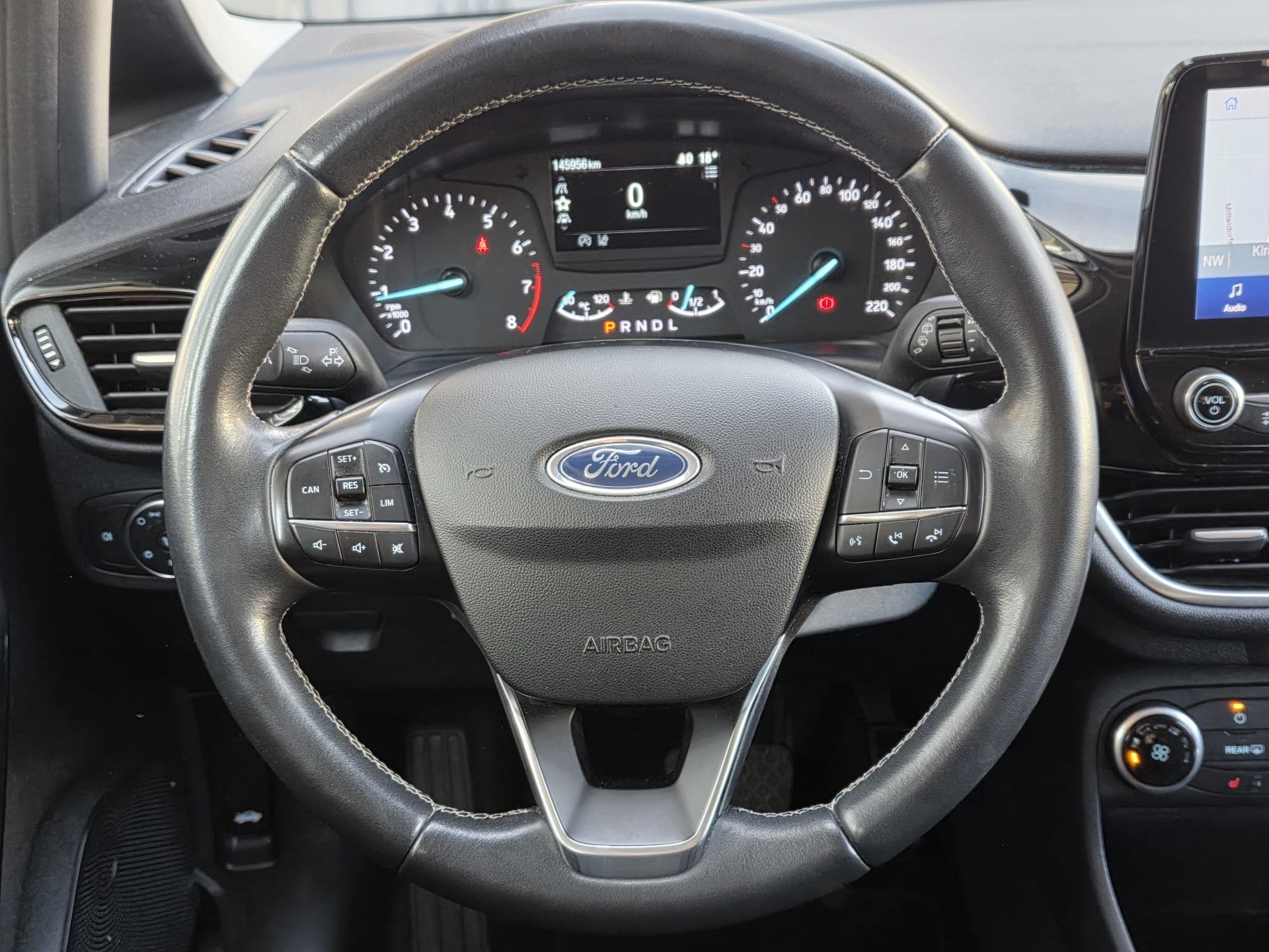 FORD Fiesta 1.0 SCTi Cool & Connect Automat-image-8