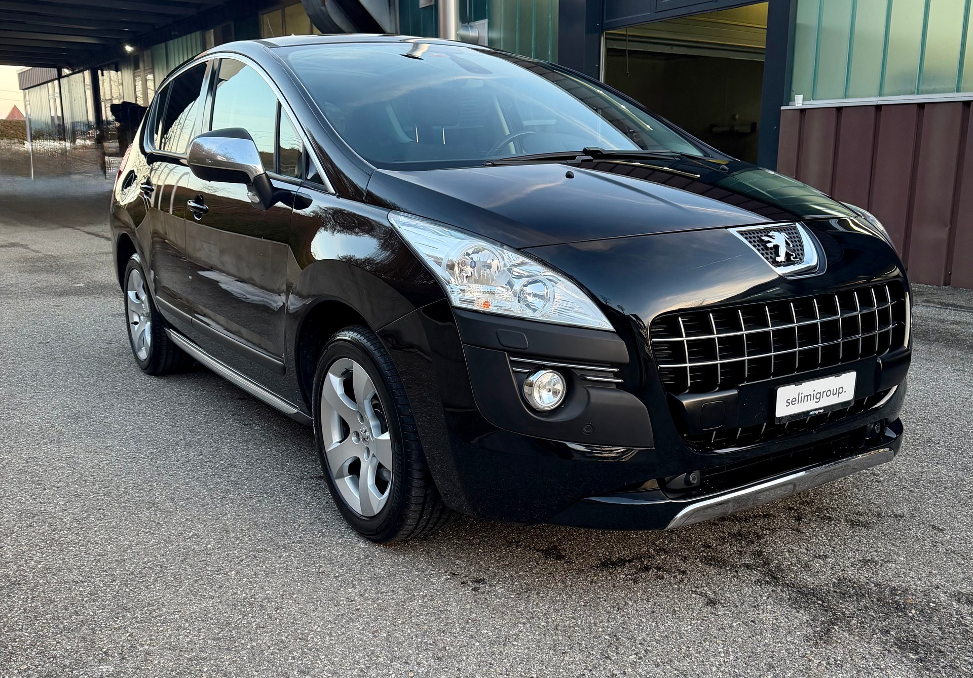 PEUGEOT 3008 1.6 16V T Sport Pack-image-7