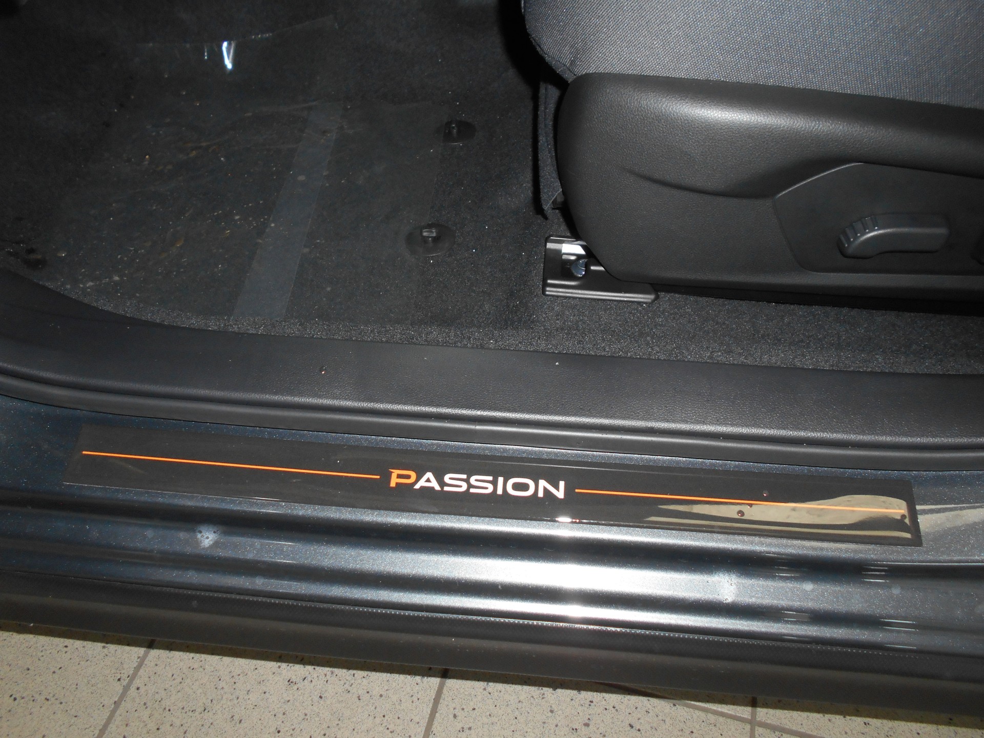 SUBARU Crosstrek 2.0 e-Boxer Passion AWD Lineartronic-image-7
