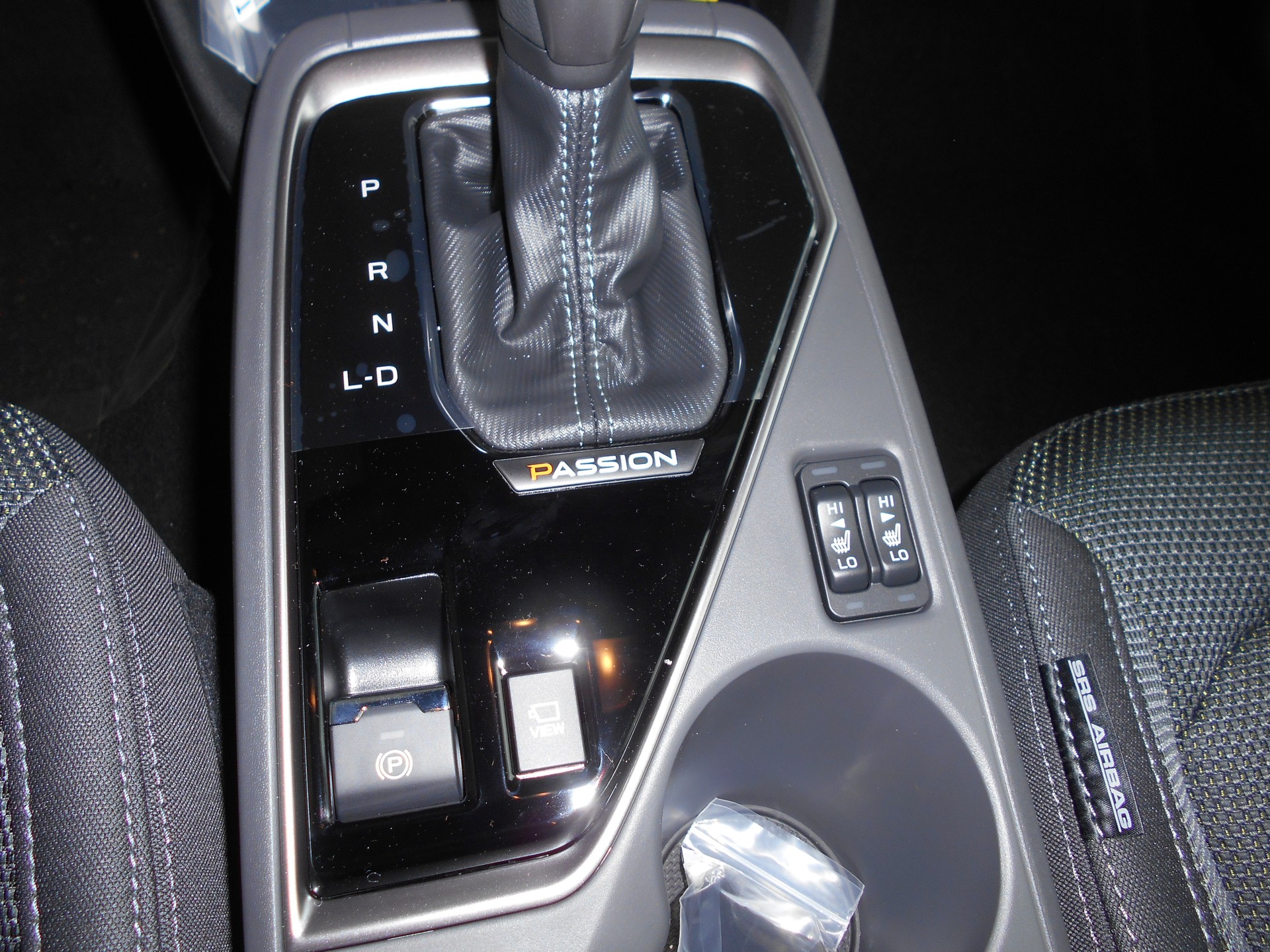 SUBARU Crosstrek 2.0 e-Boxer Passion AWD Lineartronic-image-8