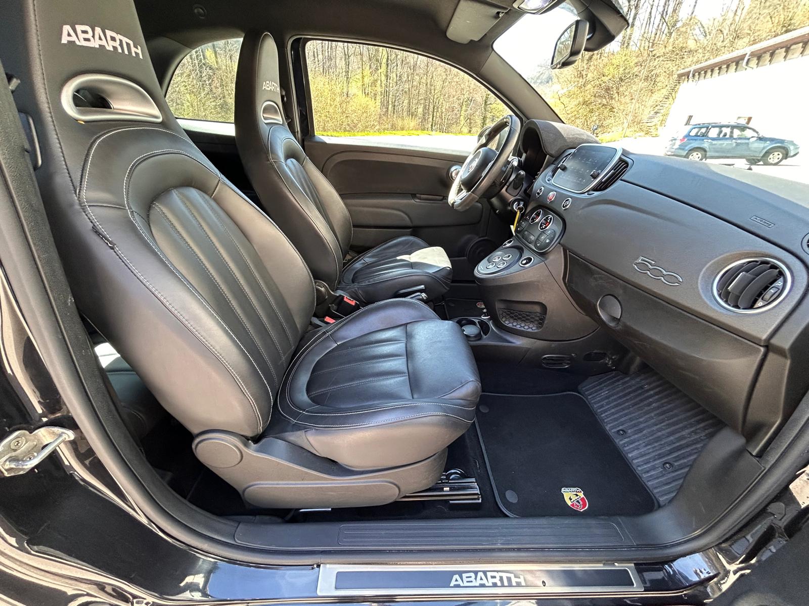 FIAT 595 1.4 16V Turbo Abarth Competizione Dualogic-image-10
