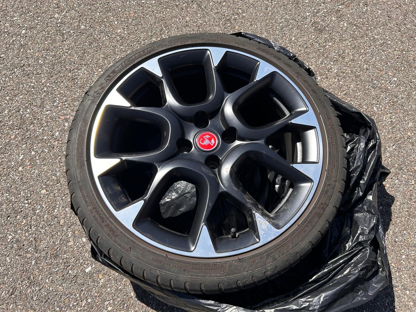 FIAT 595 1.4 16V Turbo Abarth Competizione Dualogic-image-8