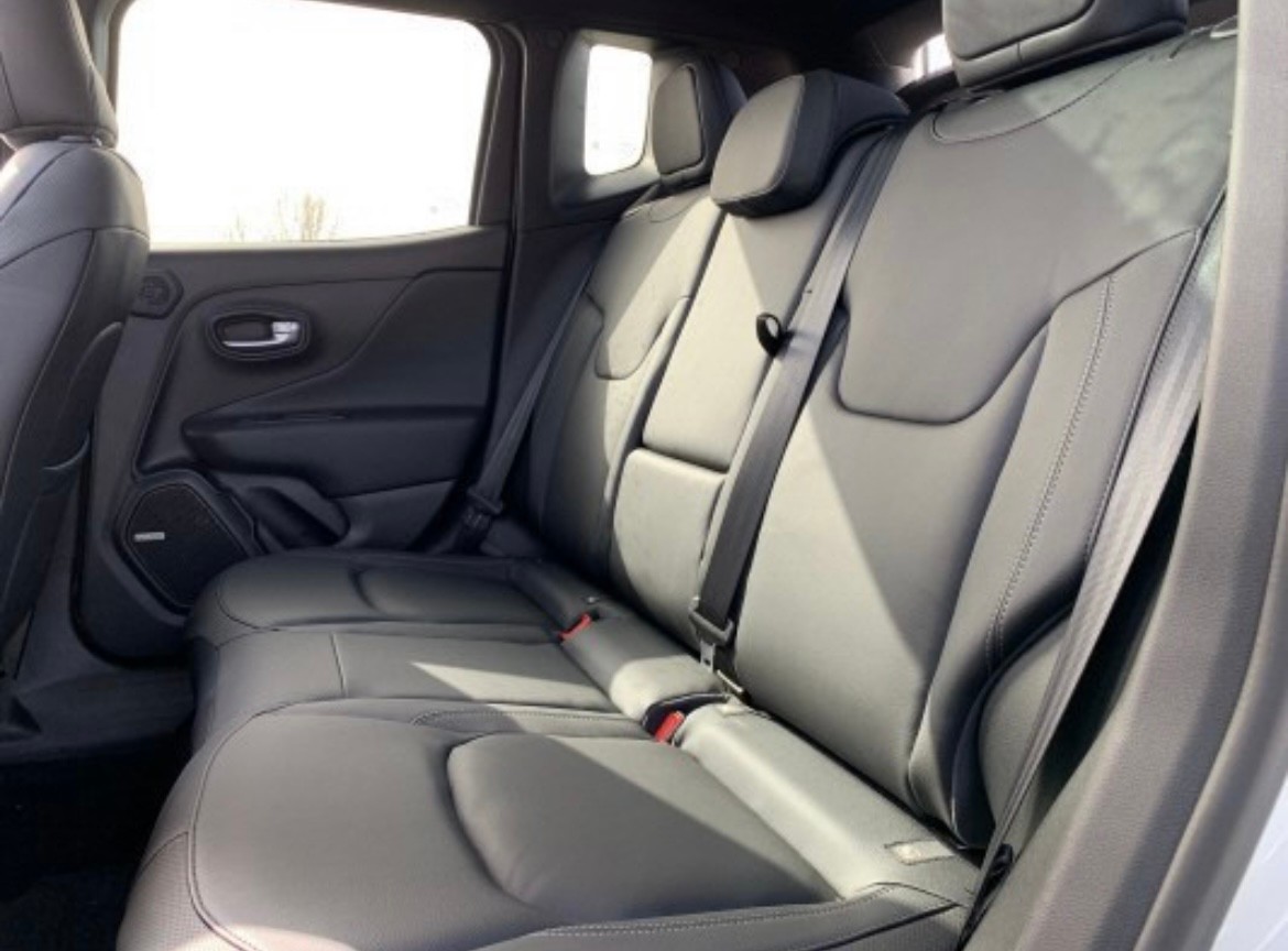 JEEP Renegade 1.3 T PHEV S AWD-image-4