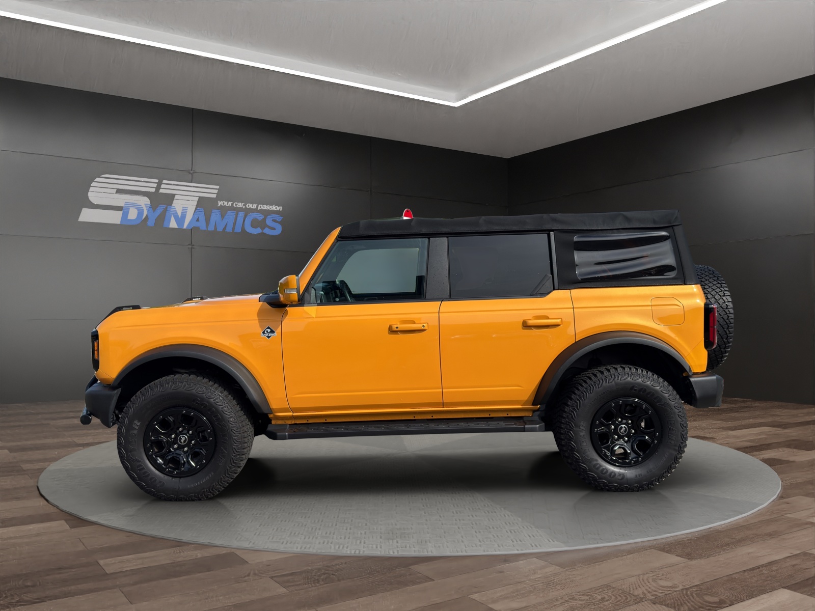 FORD Bronco 2.7 V6 Outer Banks Sasquatch-showroom-element-2