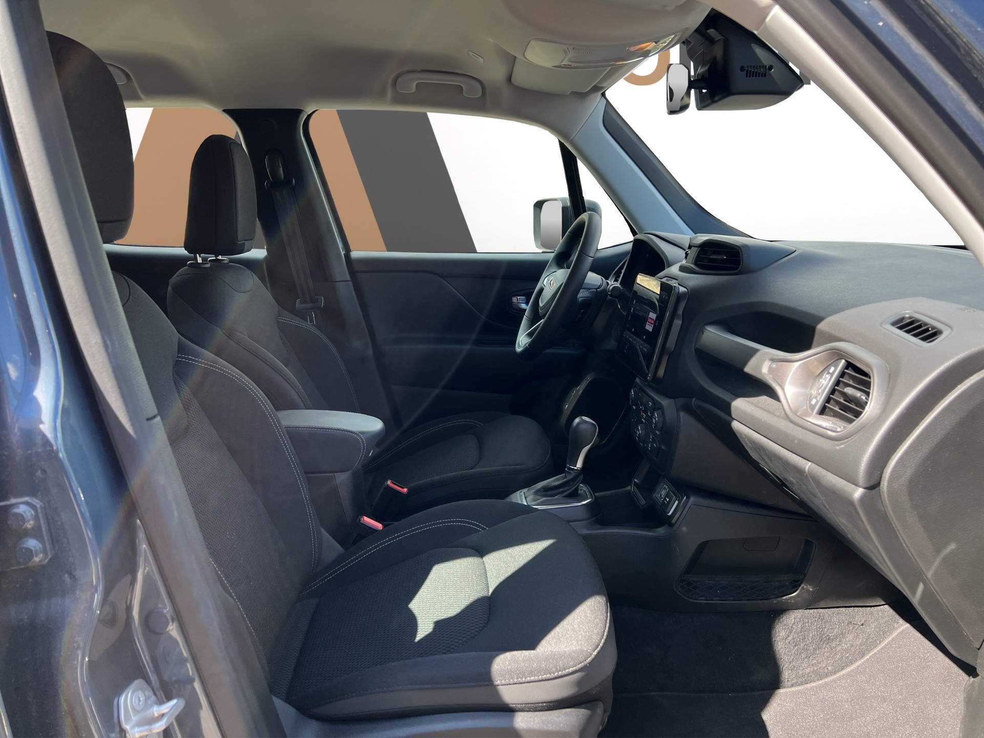 JEEP Renegade 1.5 Turbo Summit-image-12
