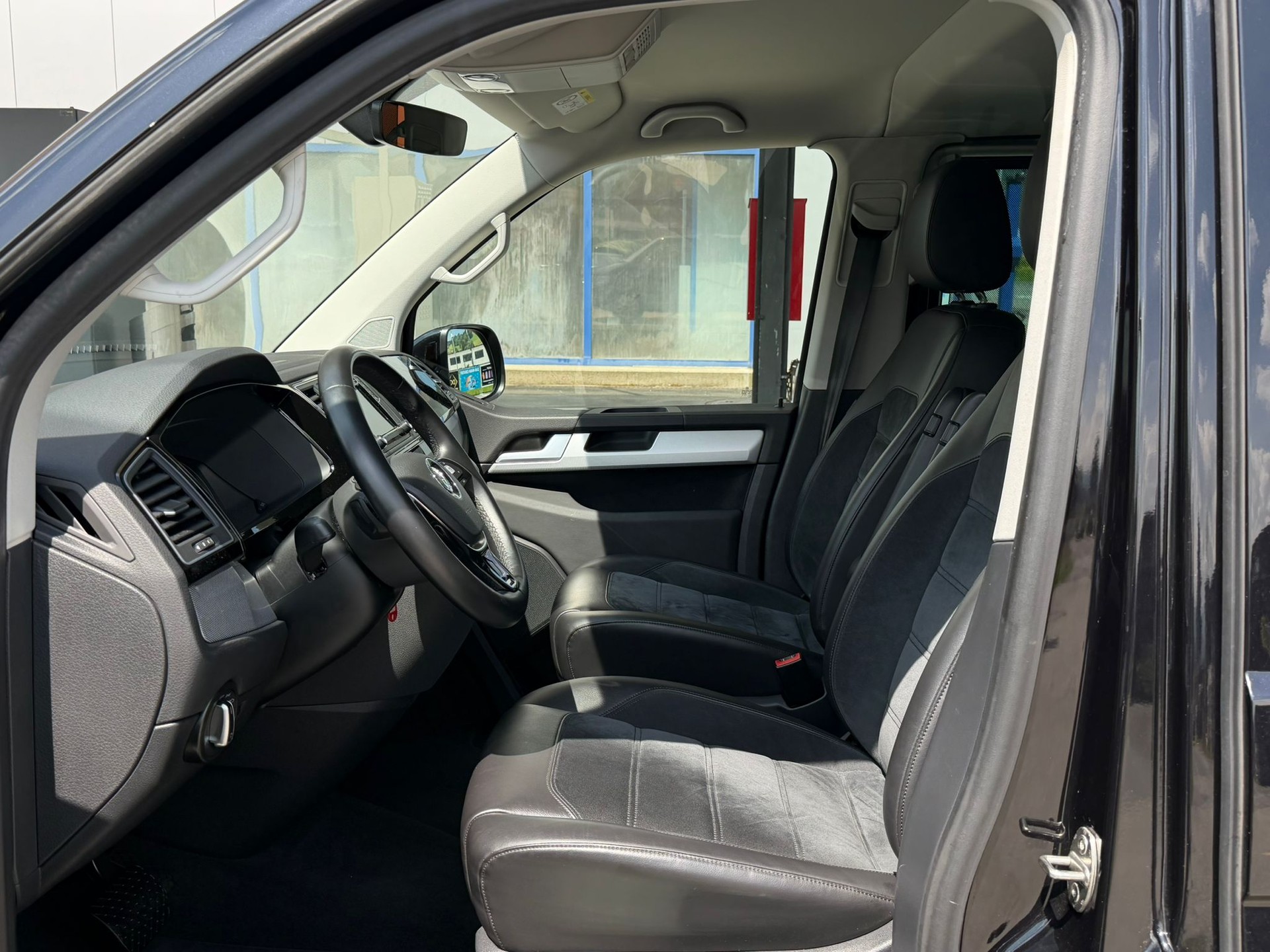 VW T6 Multivan 2.0 Bi-TDI Highline 4Motion DSG *CH-Fahrzeug**7-Plätzer**Bremsen Vo.&Hi. Komplett Neu**Ab Service**Ab MFK*-image-7