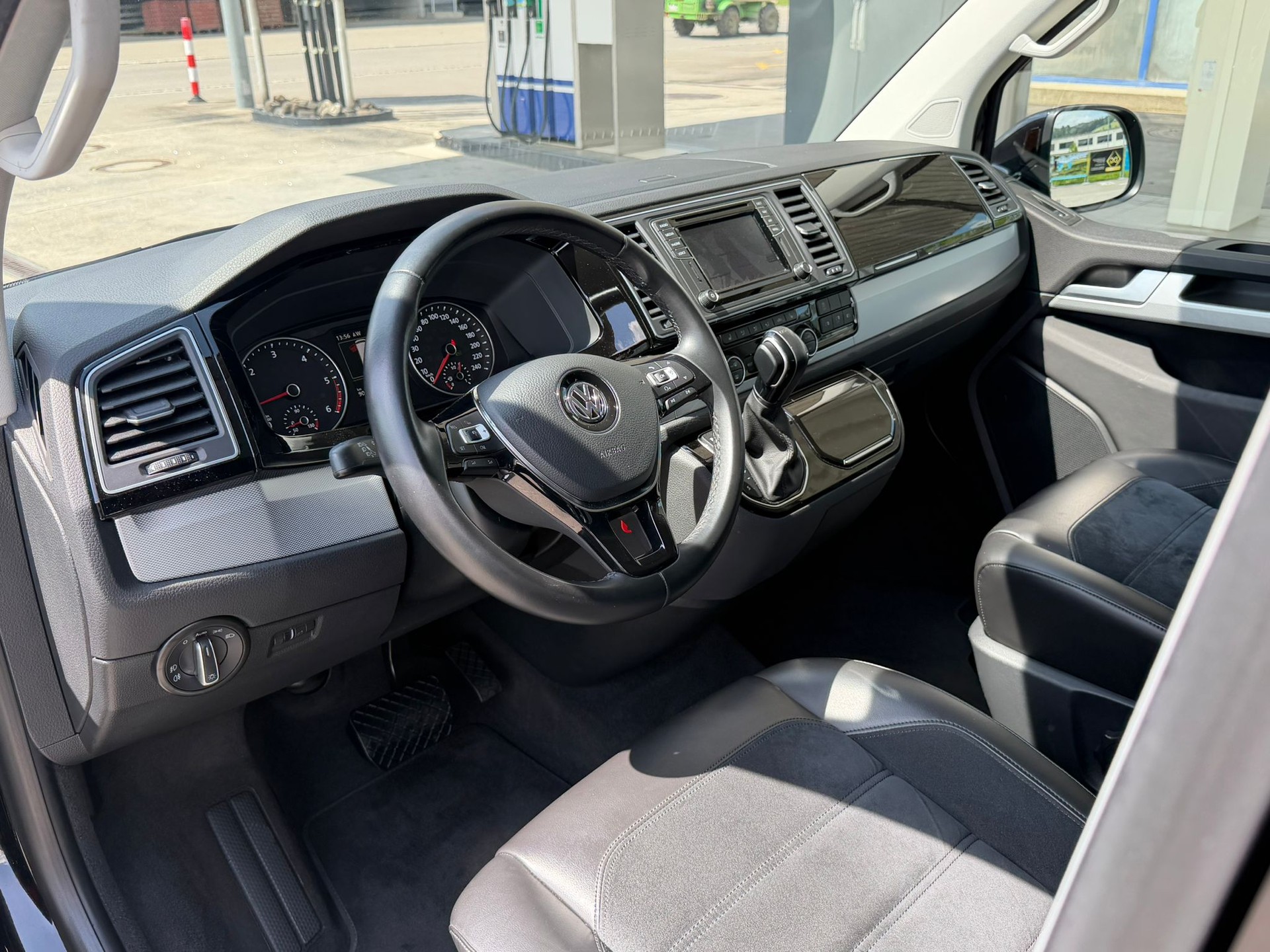 VW T6 Multivan 2.0 Bi-TDI Highline 4Motion DSG *CH-Fahrzeug**7-Plätzer**Bremsen Vo.&Hi. Komplett Neu**Ab Service**Ab MFK*-image-6
