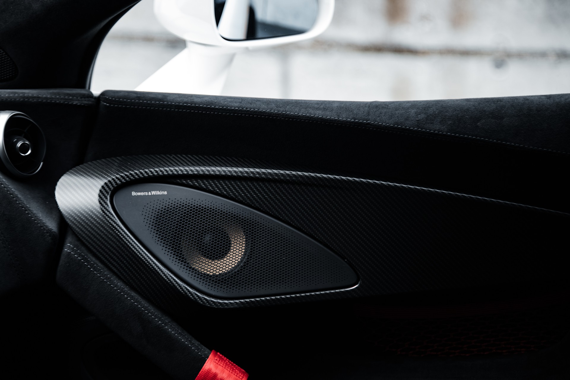 McLAREN 620R 1of225-image-17