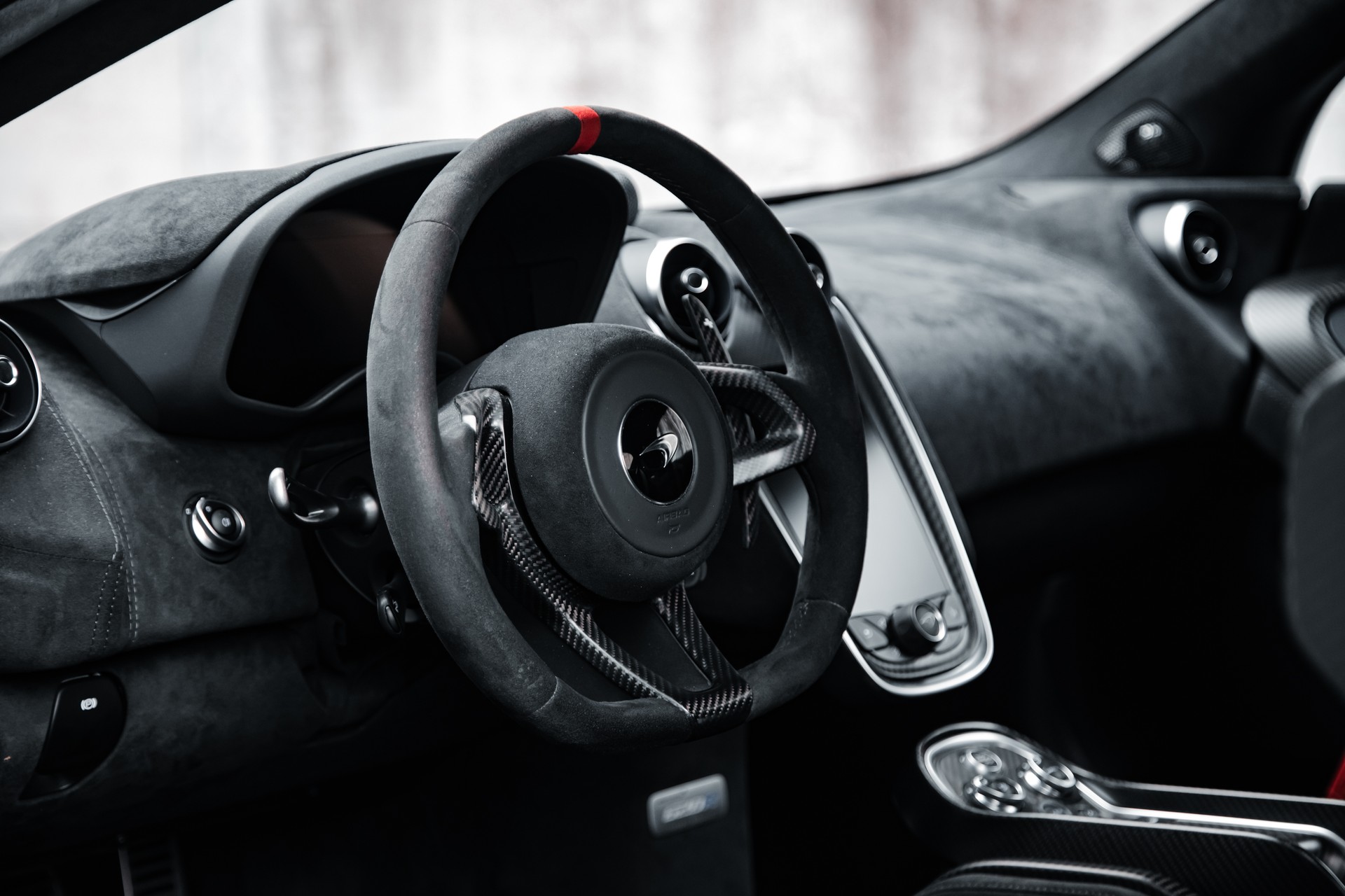 McLAREN 620R 1of225-image-12