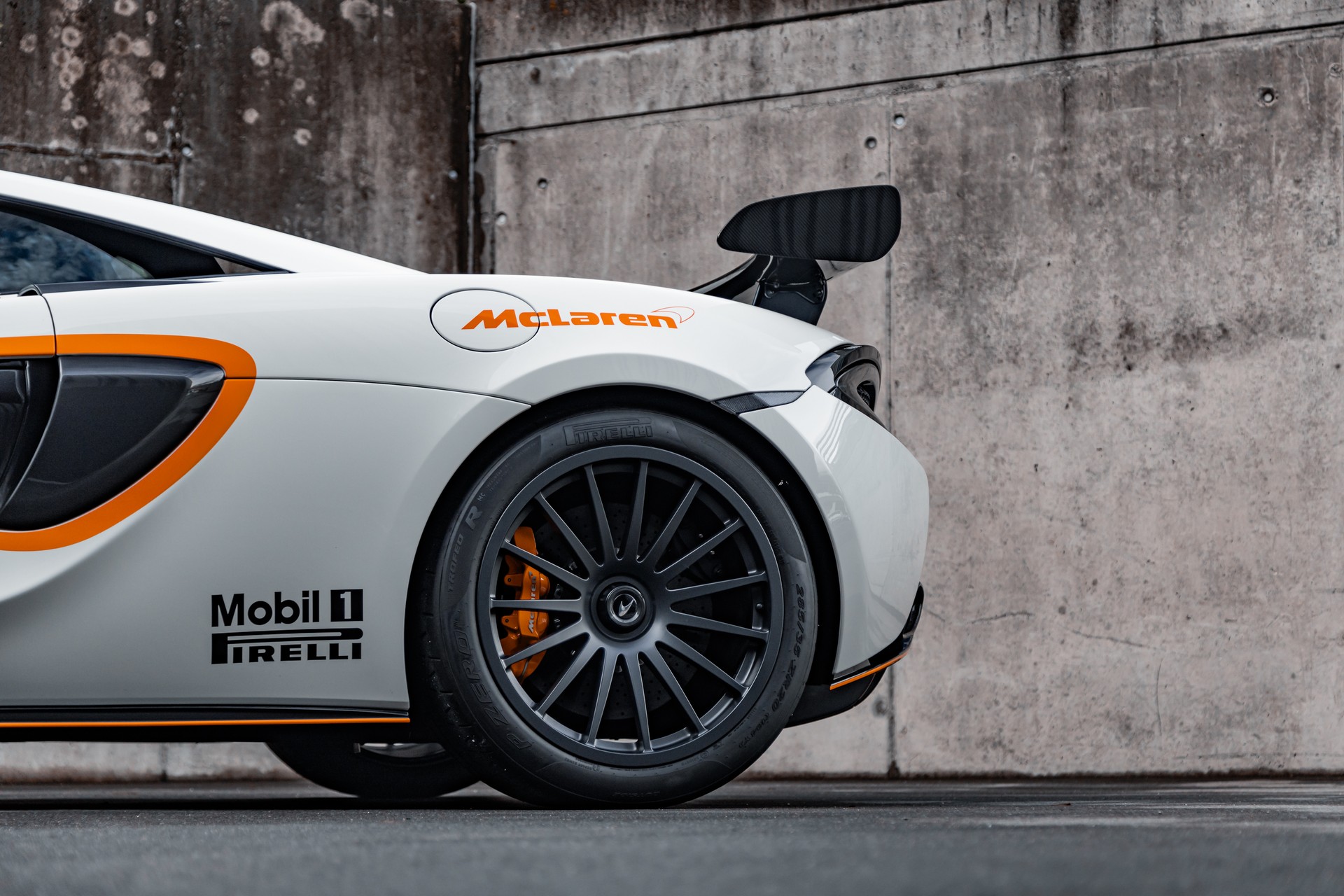 McLAREN 620R 1of225-image-19