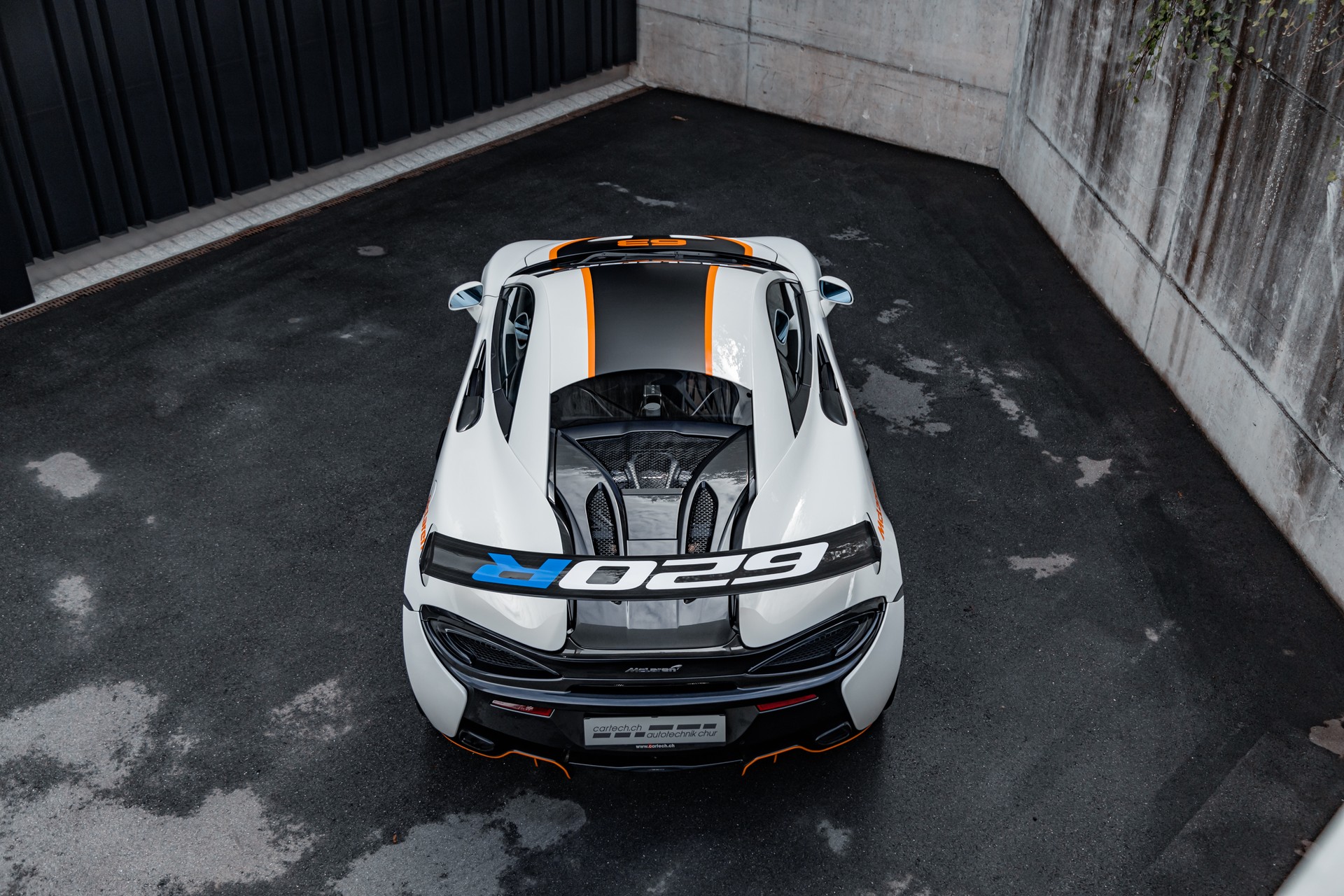 McLAREN 620R 1of225-image-27