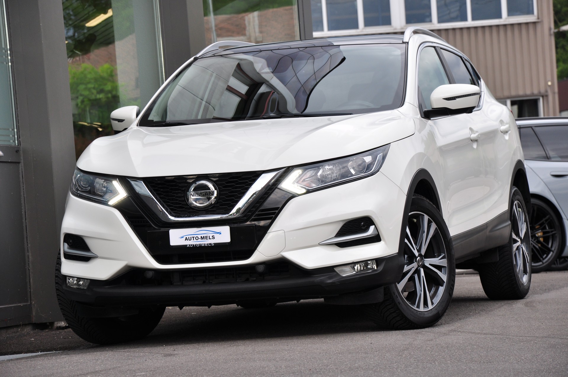 NISSAN Qashqai 1.3 DIG-T tekna DCT