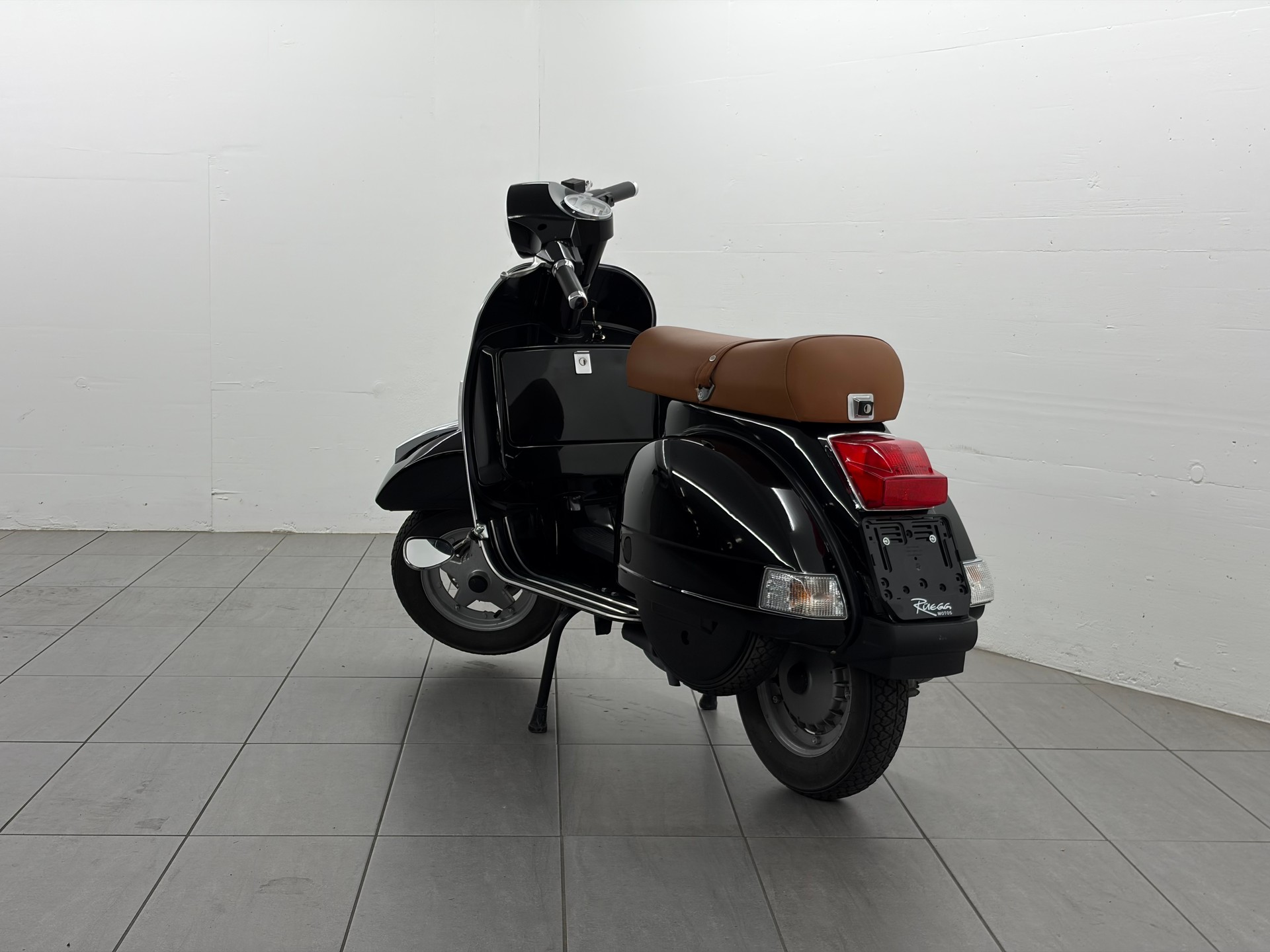 PIAGGIO Vespa PX 125 E Disc-image-1