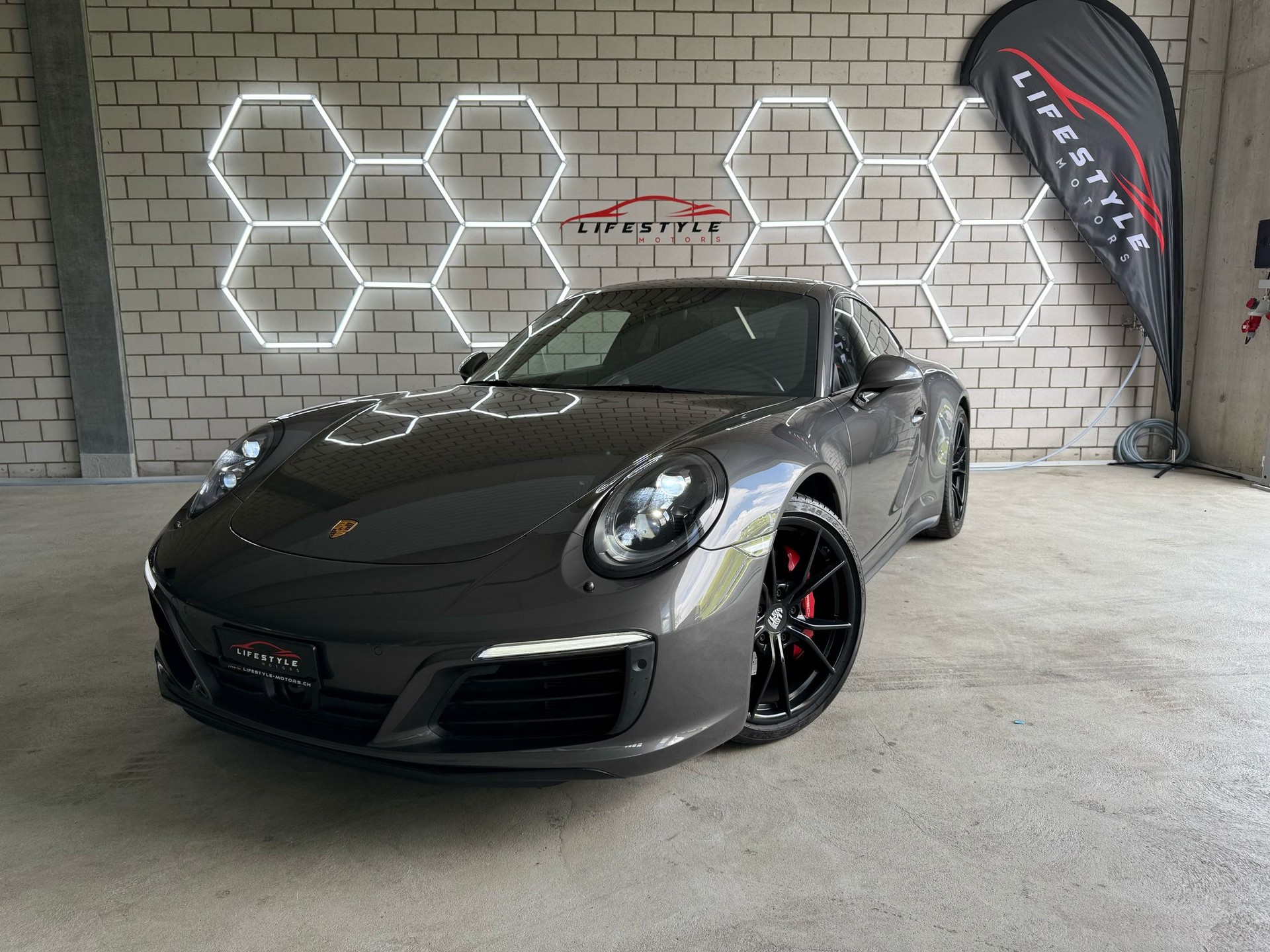 PORSCHE 911 Carrera 4S PDK