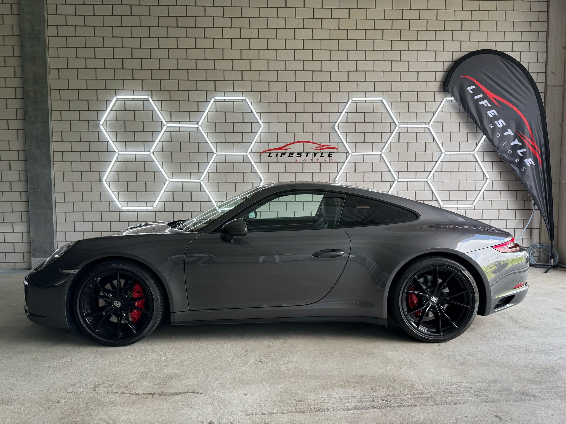 PORSCHE 911 Carrera 4S PDK-image-1