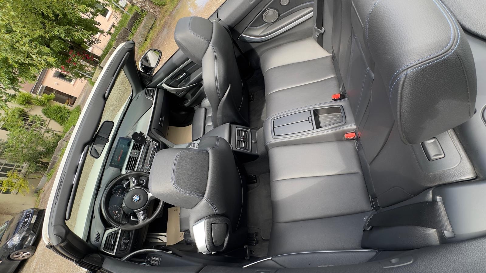 BMW 430i Cabriolet xDrive M Sport Steptronic-image-8
