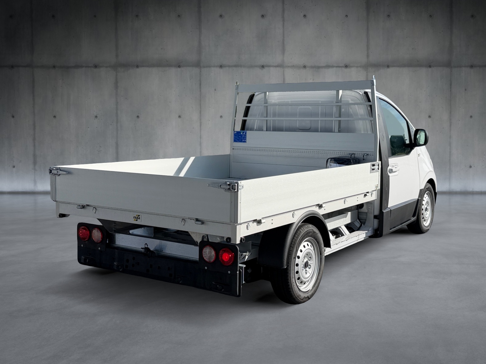 IVECO eMoovy mit Brücke-showroom-element-2
