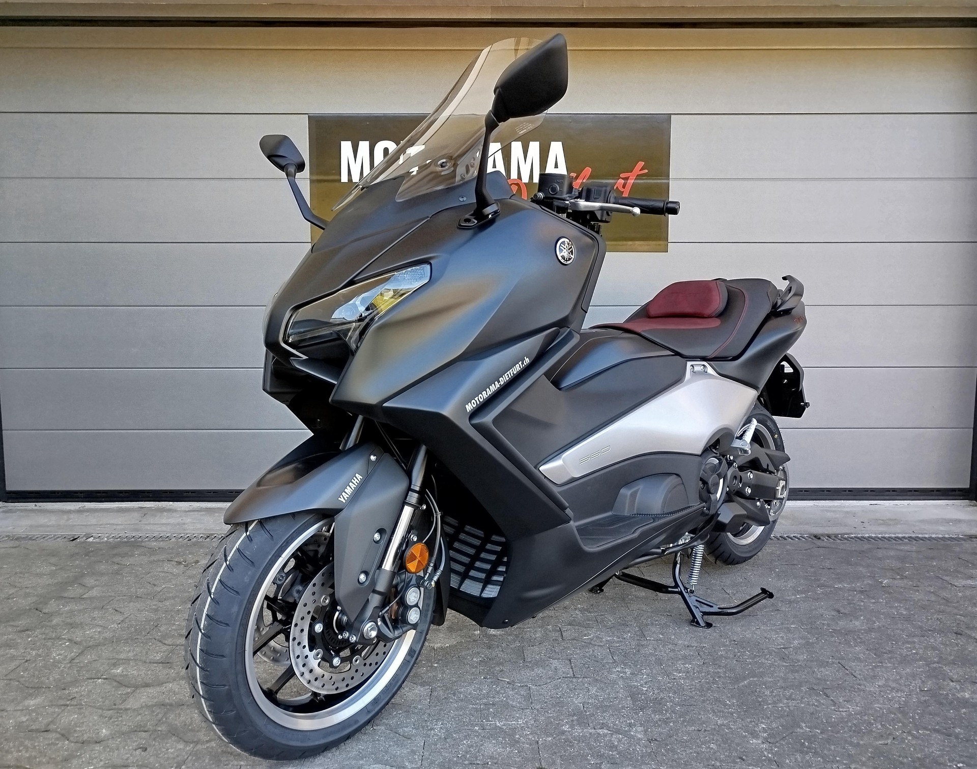YAMAHA XP 560 T-Max-image-3