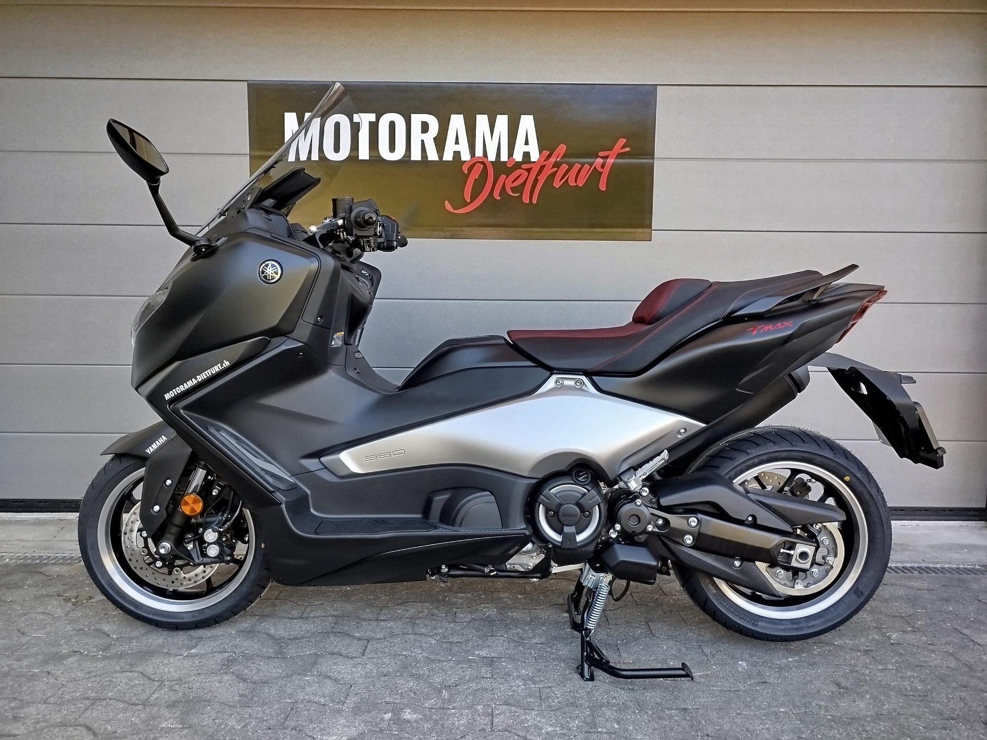 YAMAHA XP 560 T-Max-image-2