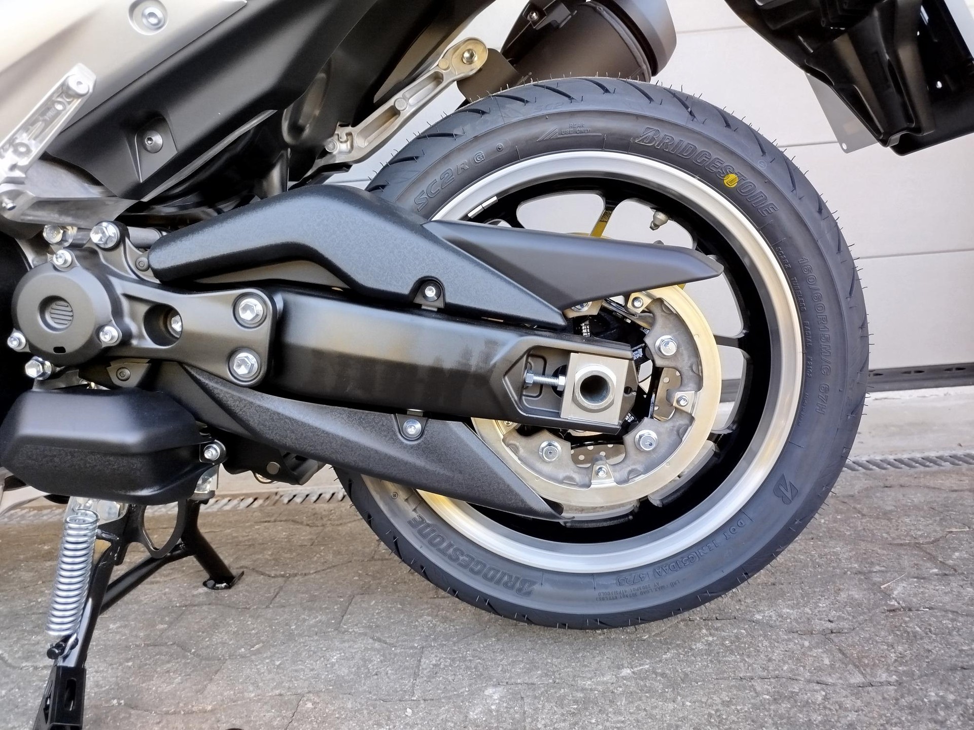YAMAHA XP 560 T-Max-image-7