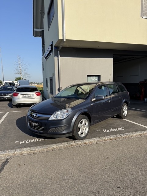 OPEL Astra Caravan 1.6i 16V Enjoy