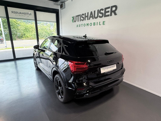 AUDI Q2 35 TFSI S lineS-tronic-showroom-element-2