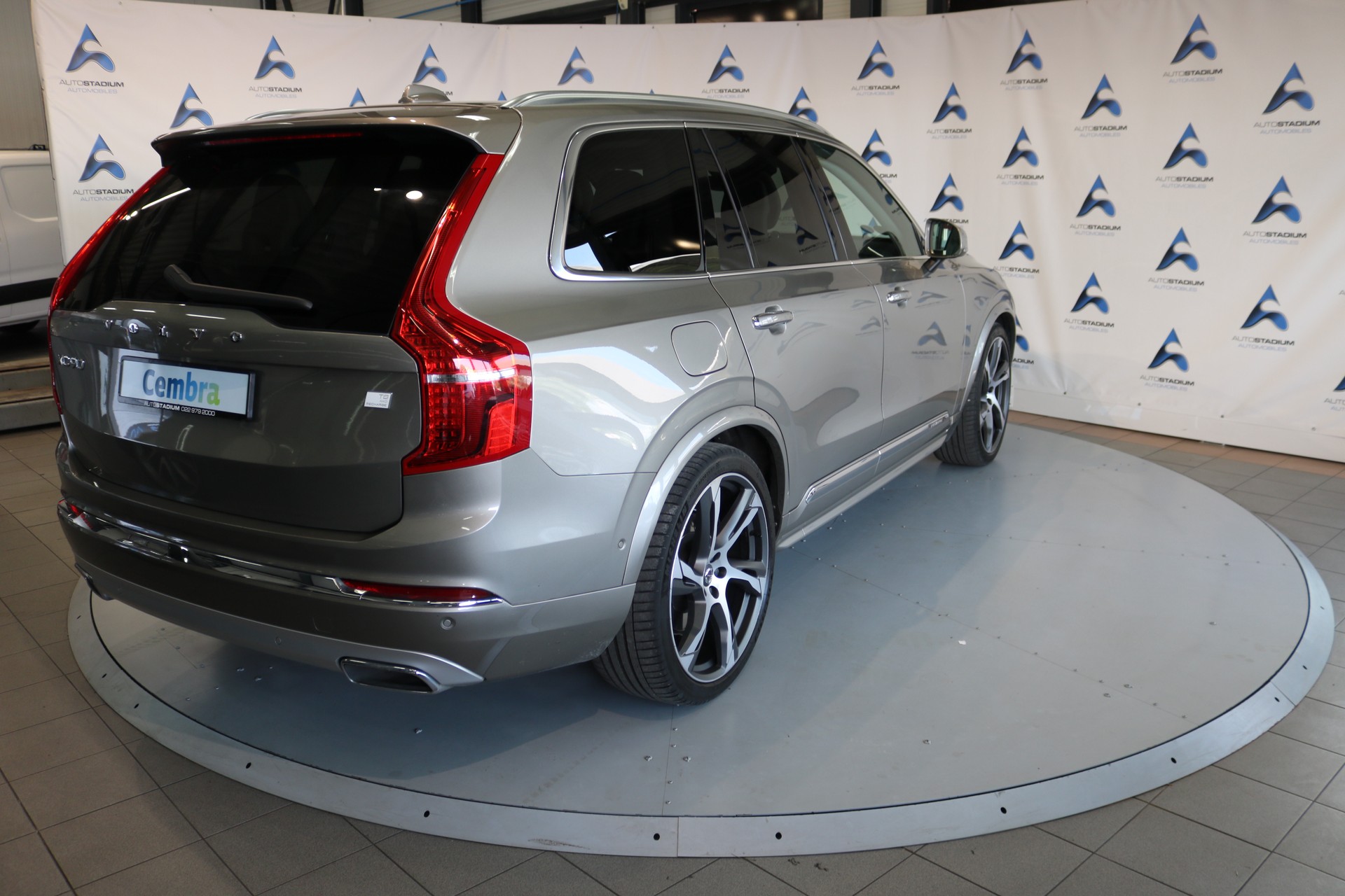 VOLVO XC90 T8 eAWD Inscription Geartronic-image-33