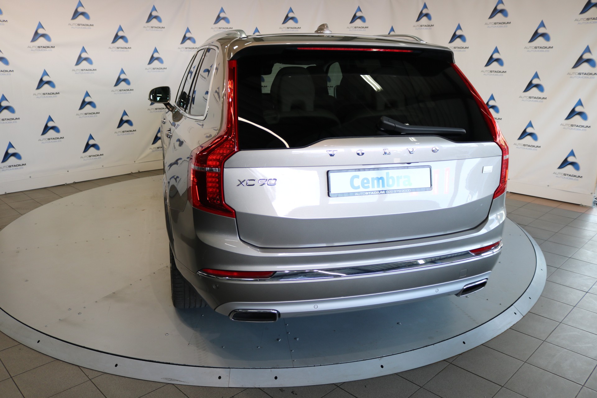 VOLVO XC90 T8 eAWD Inscription Geartronic-image-29