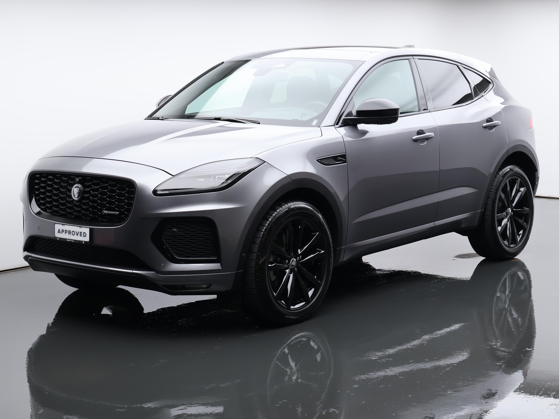 JAGUAR E-Pace 2.0 I4 250 R-Dynamic SE AWD