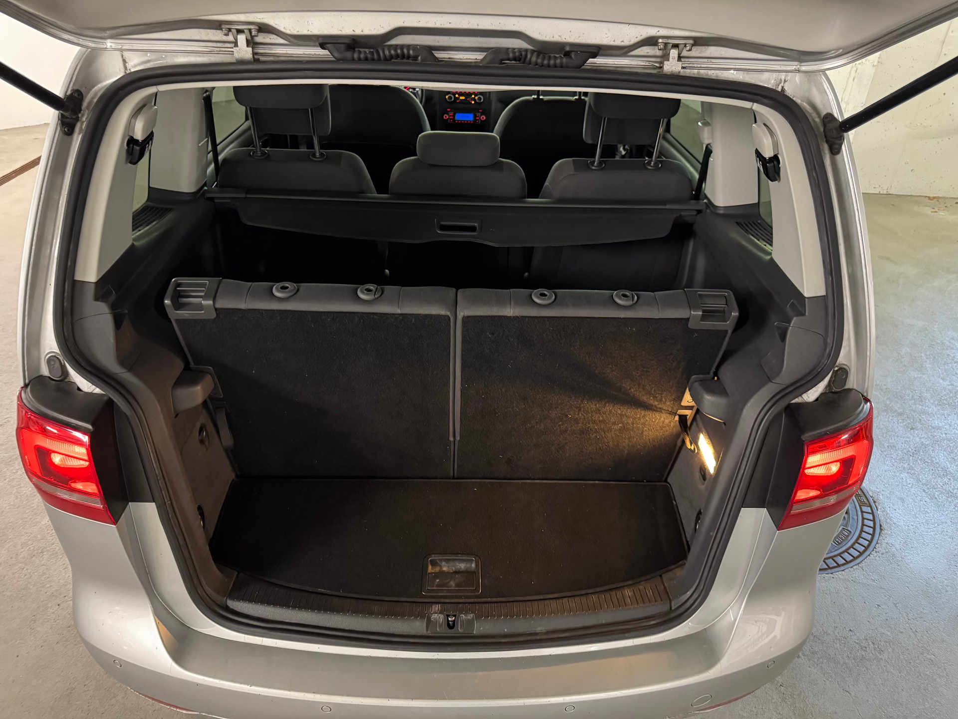 VW Touran 1.4 TSI Comfortline 7-Platz-image-7